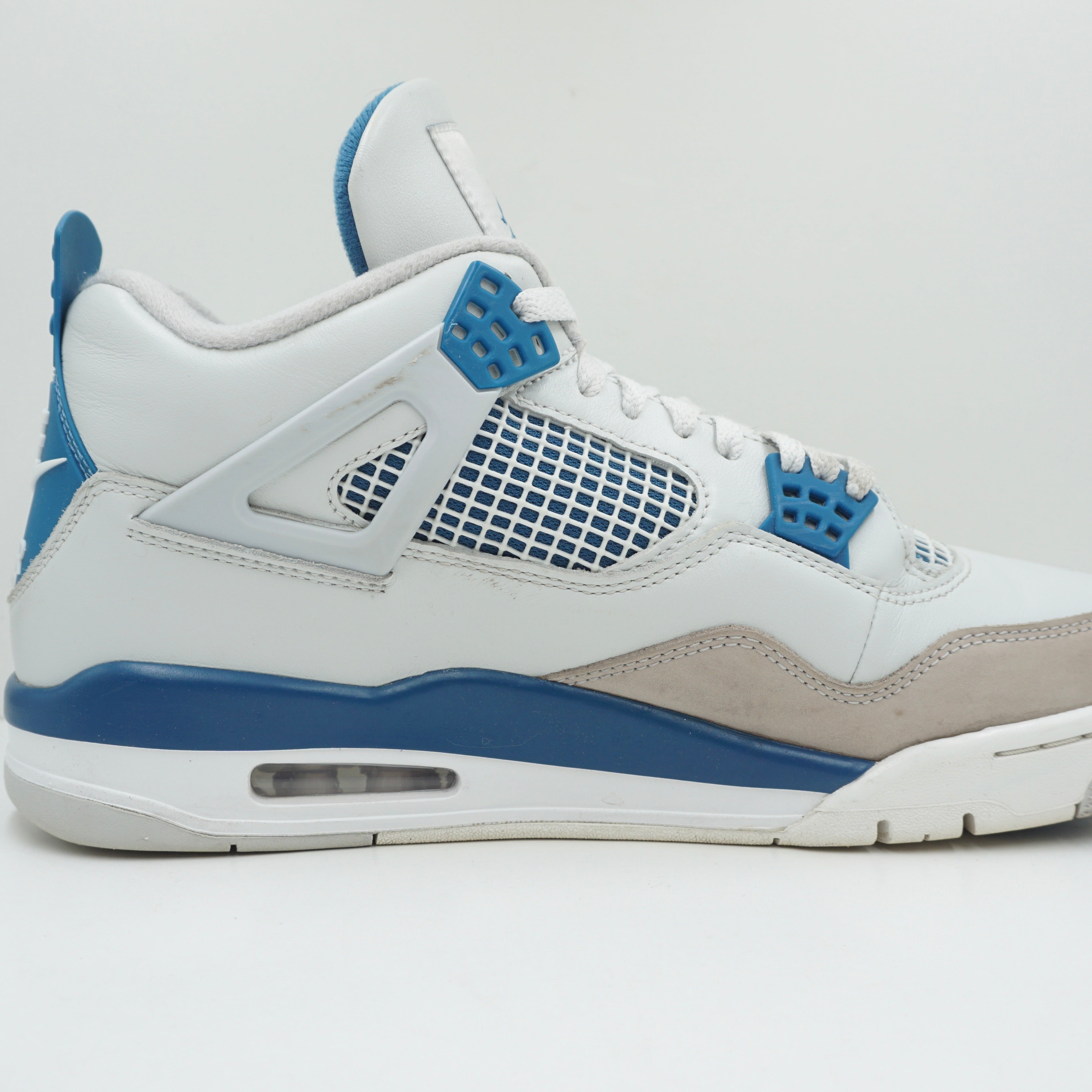 Jordan 4 Retro Military Blue (2024)