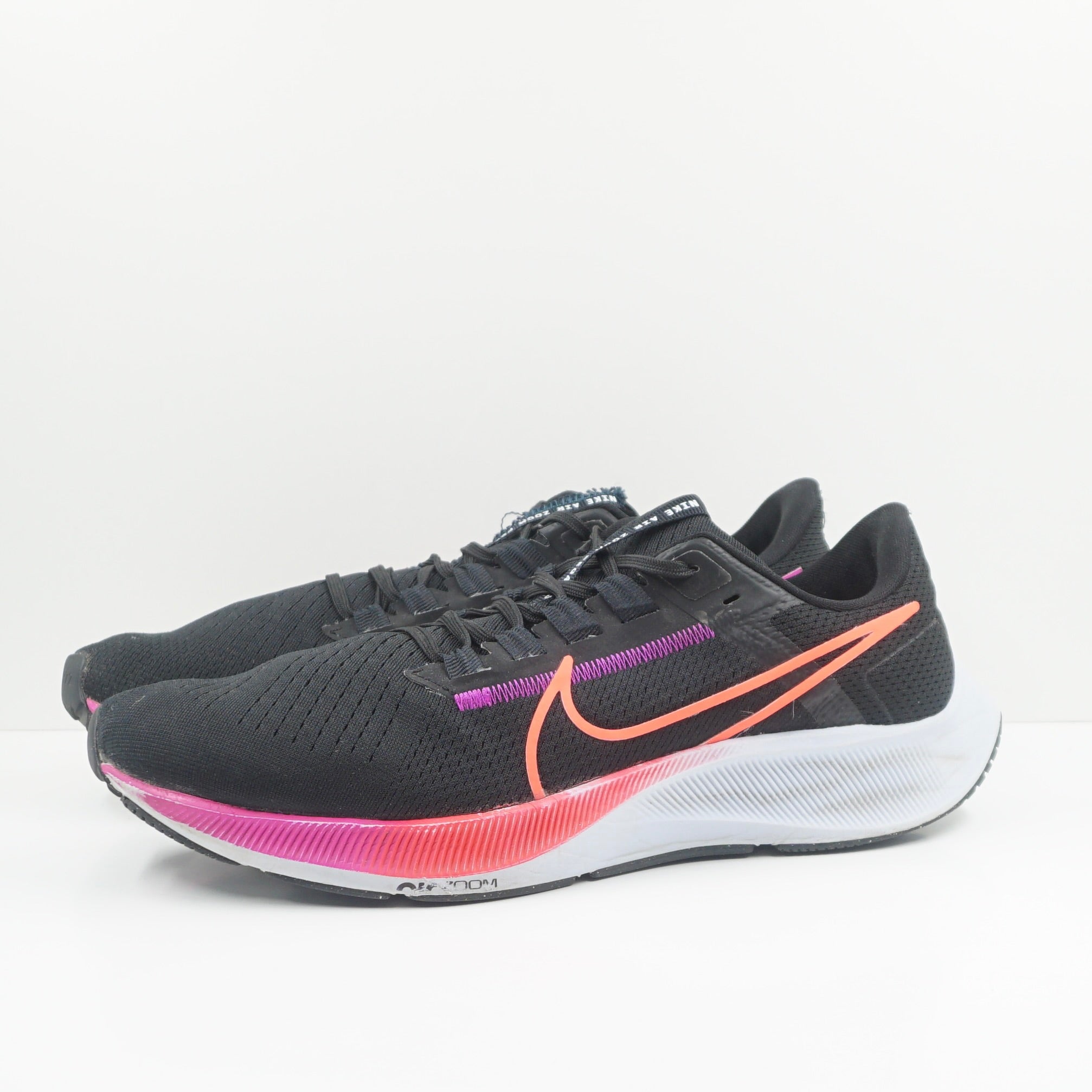 Nike Air Zoom Pegasus 38 Black Hyper Violet