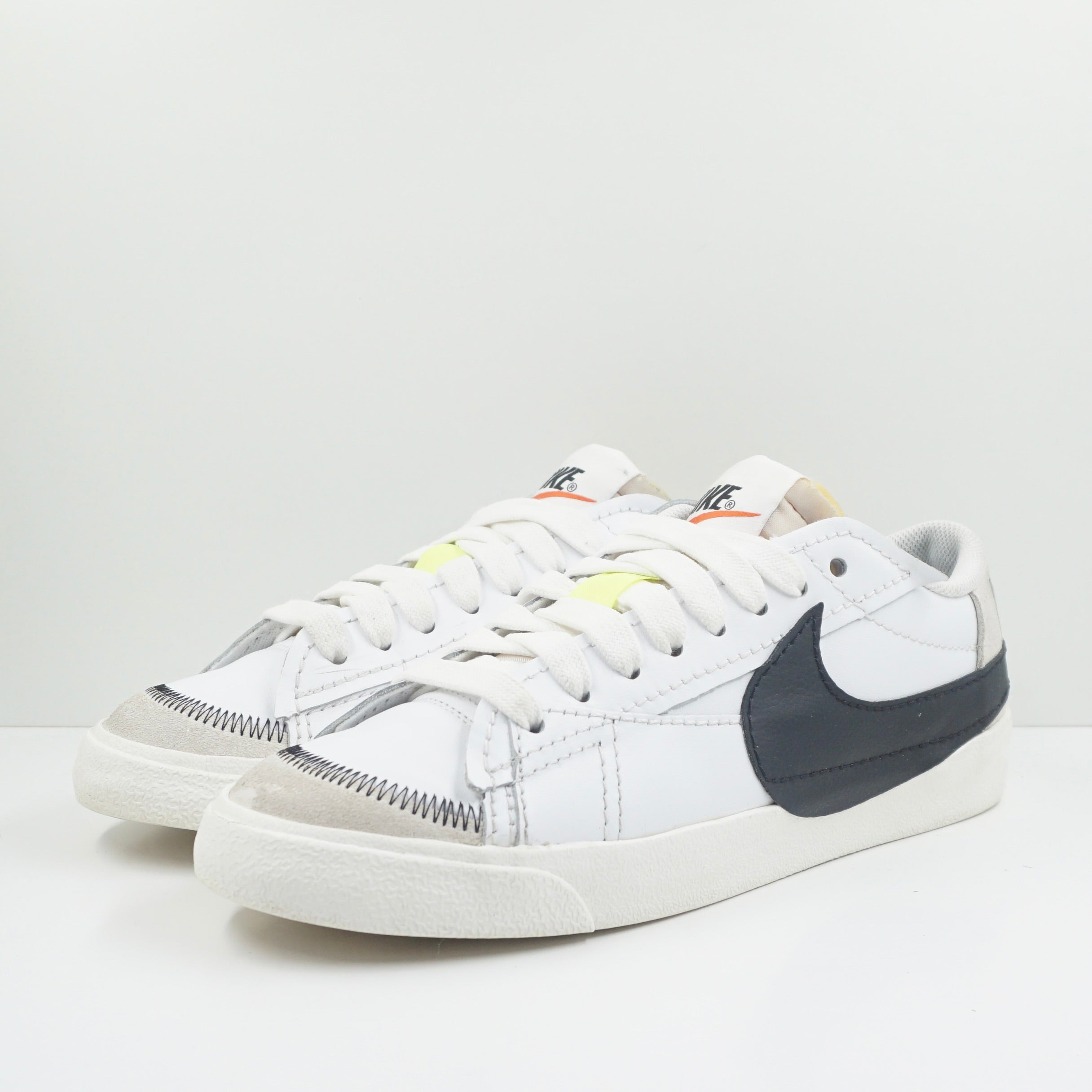 Nike Blazer Low 77 Jumbo White Black Sail