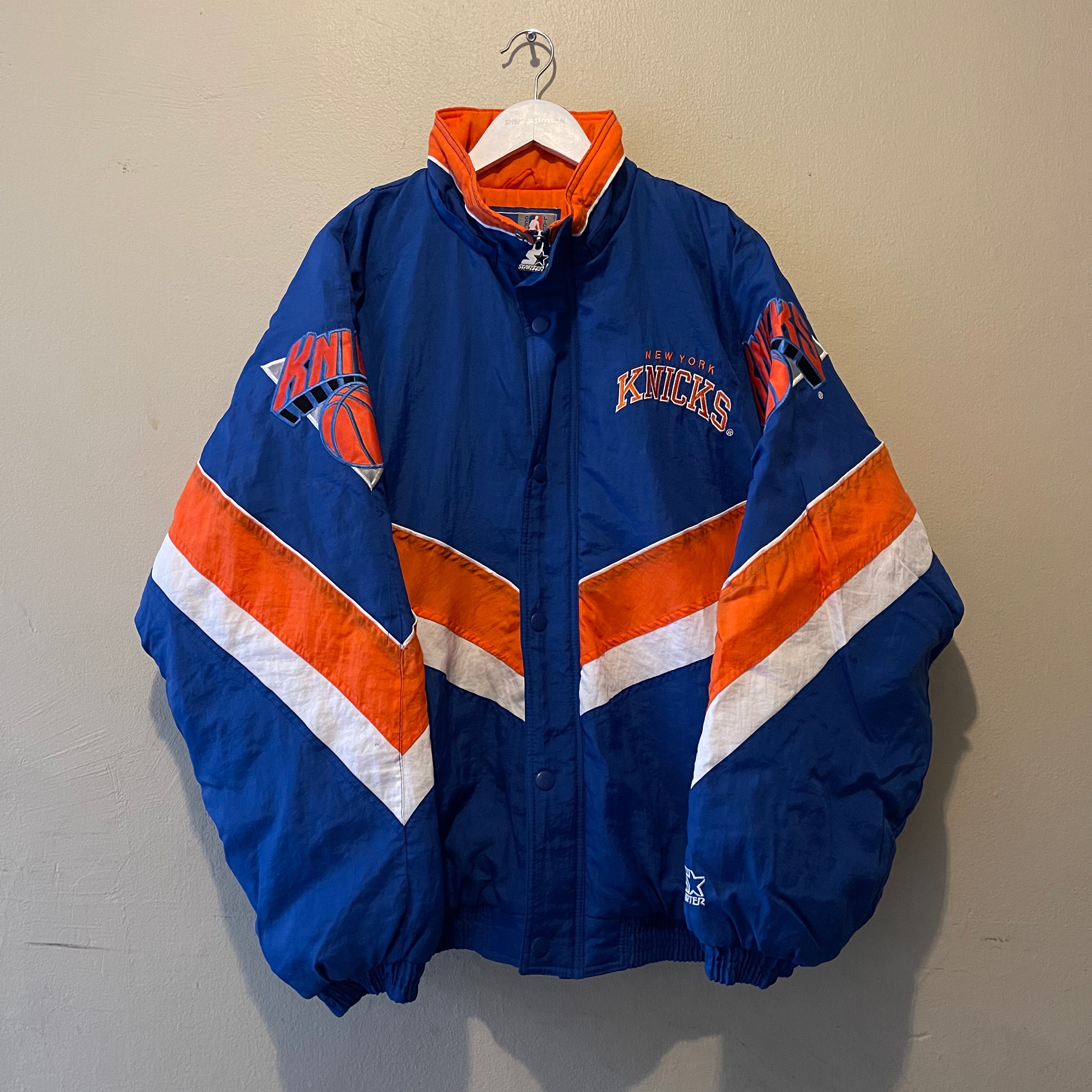 Starter New York Knicks NBA 90s Puffer Jacket Starter New York Knicks NBA 90s Puffer Jacket
