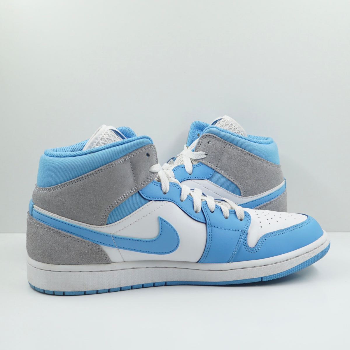 Jordan 1 Mid University Blue Grey