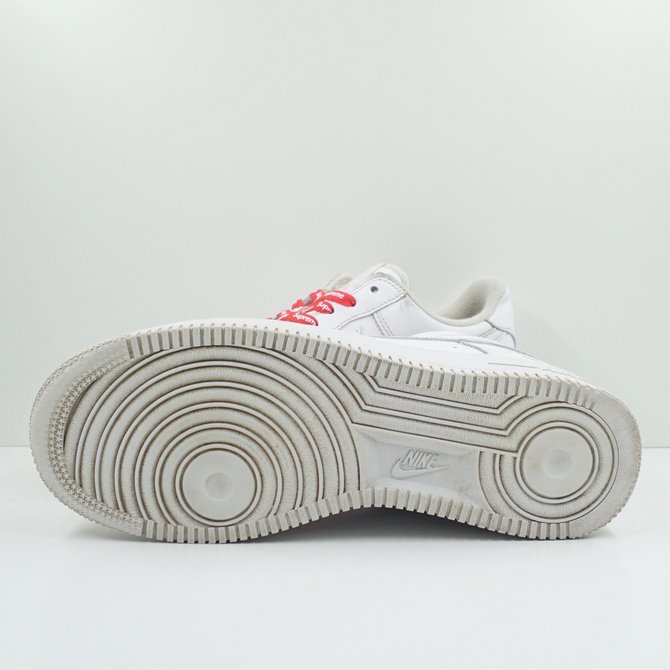 Nike Air Force 1 Low Supreme White
