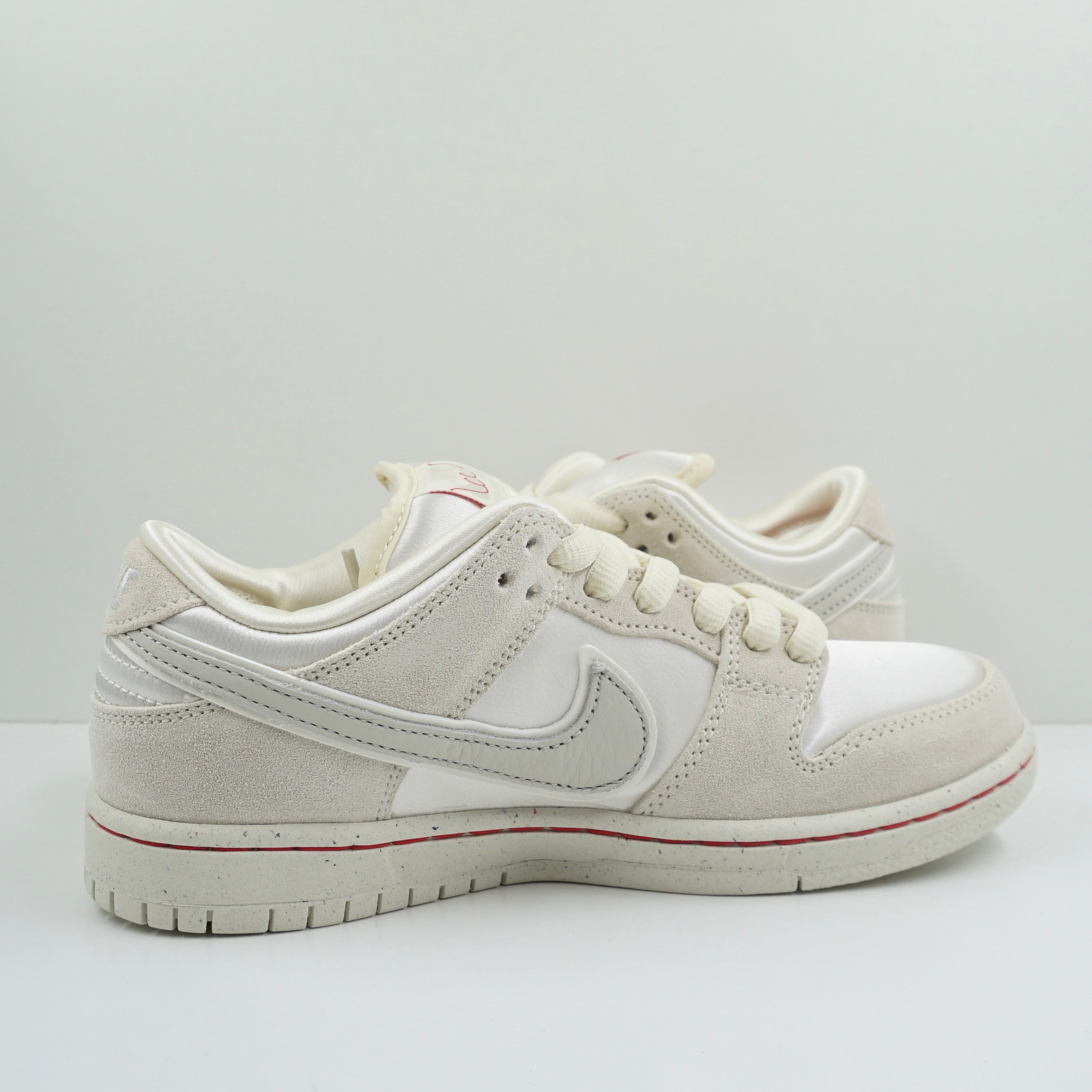 Nike SB Dunk Low City of Love Light Bone