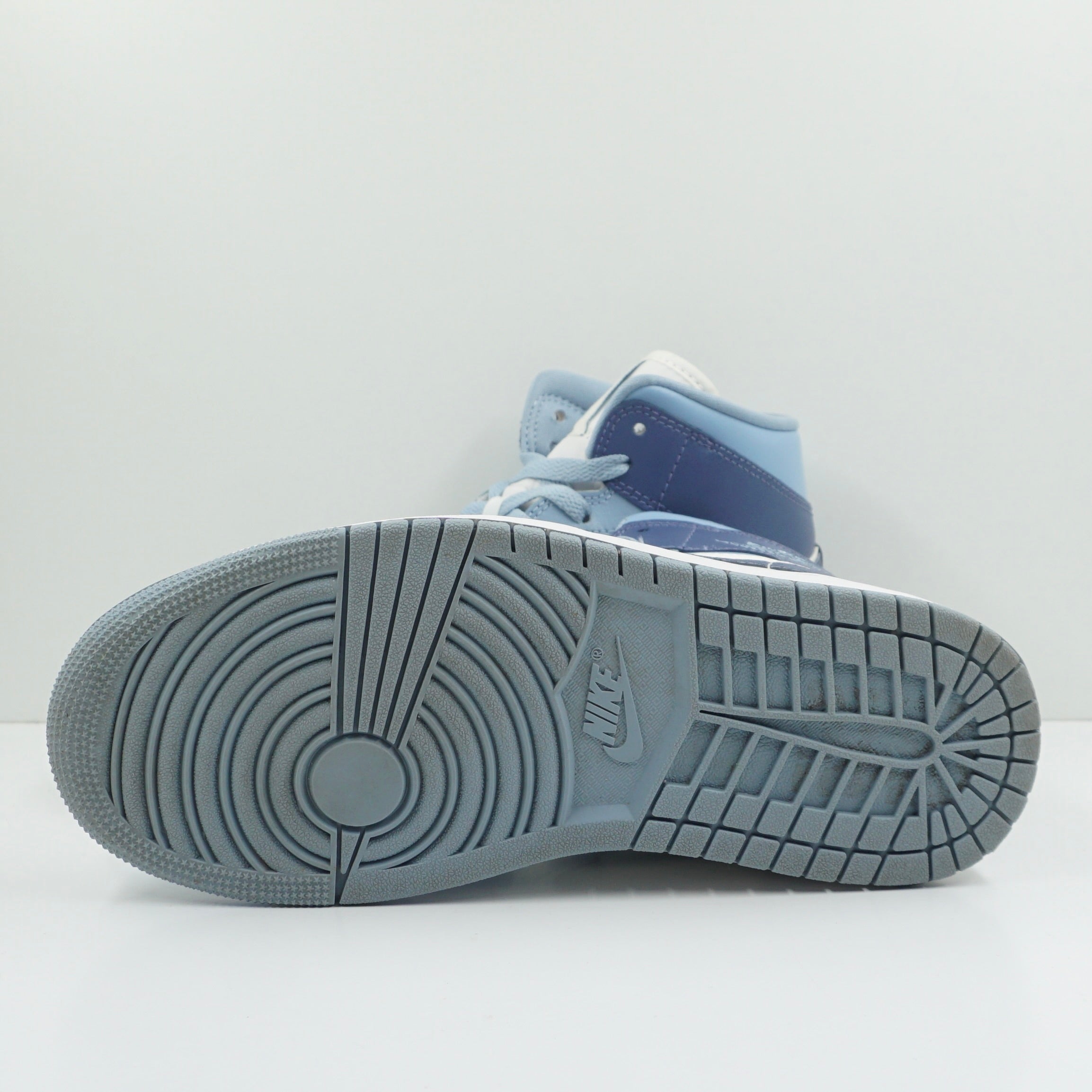 Jordan 1 Mid Diffused Blue (W)