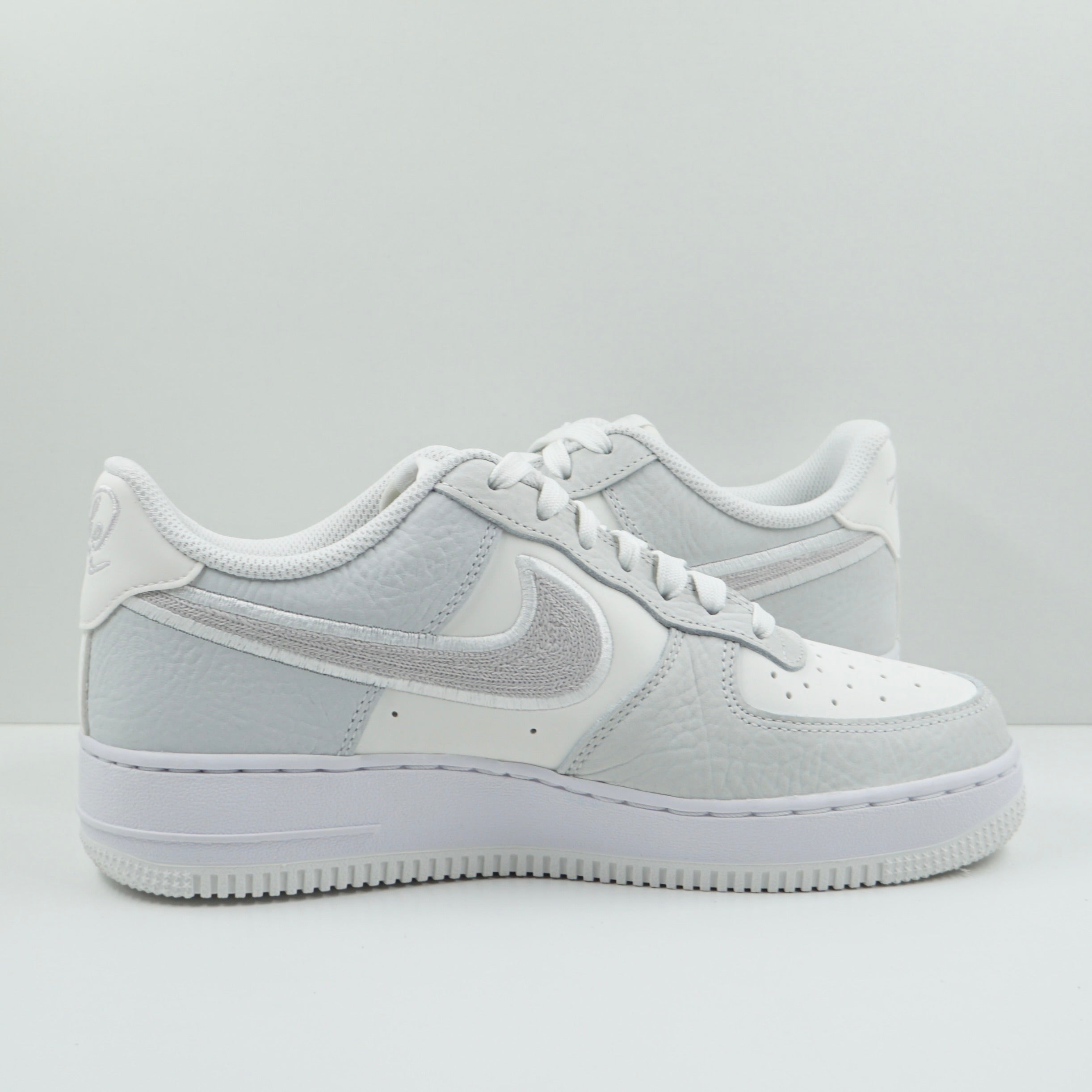 Nike Air Force 1 07 LV8 Summit White Vast Grey