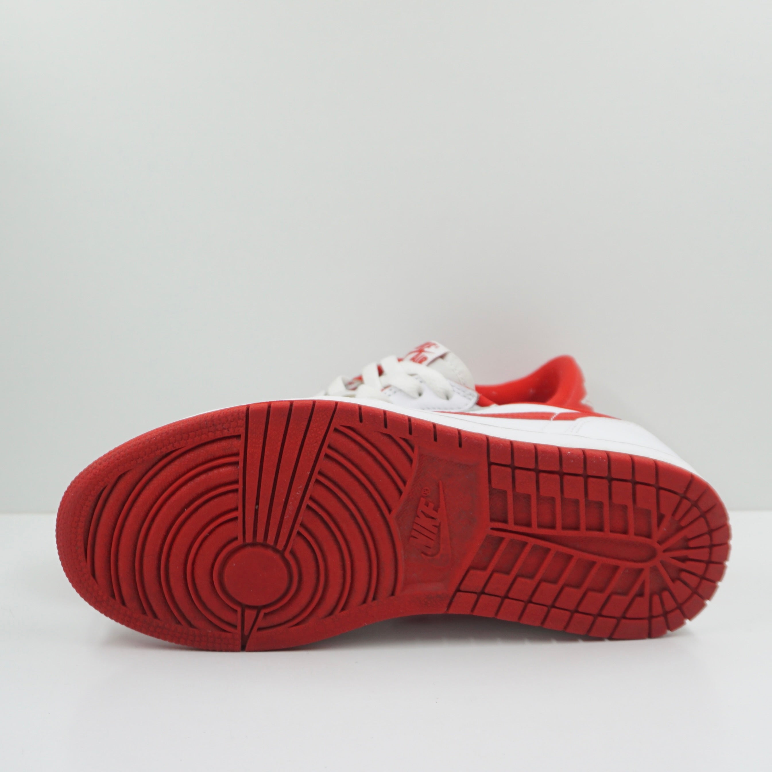 Jordan 1 Retro Low OG University Red