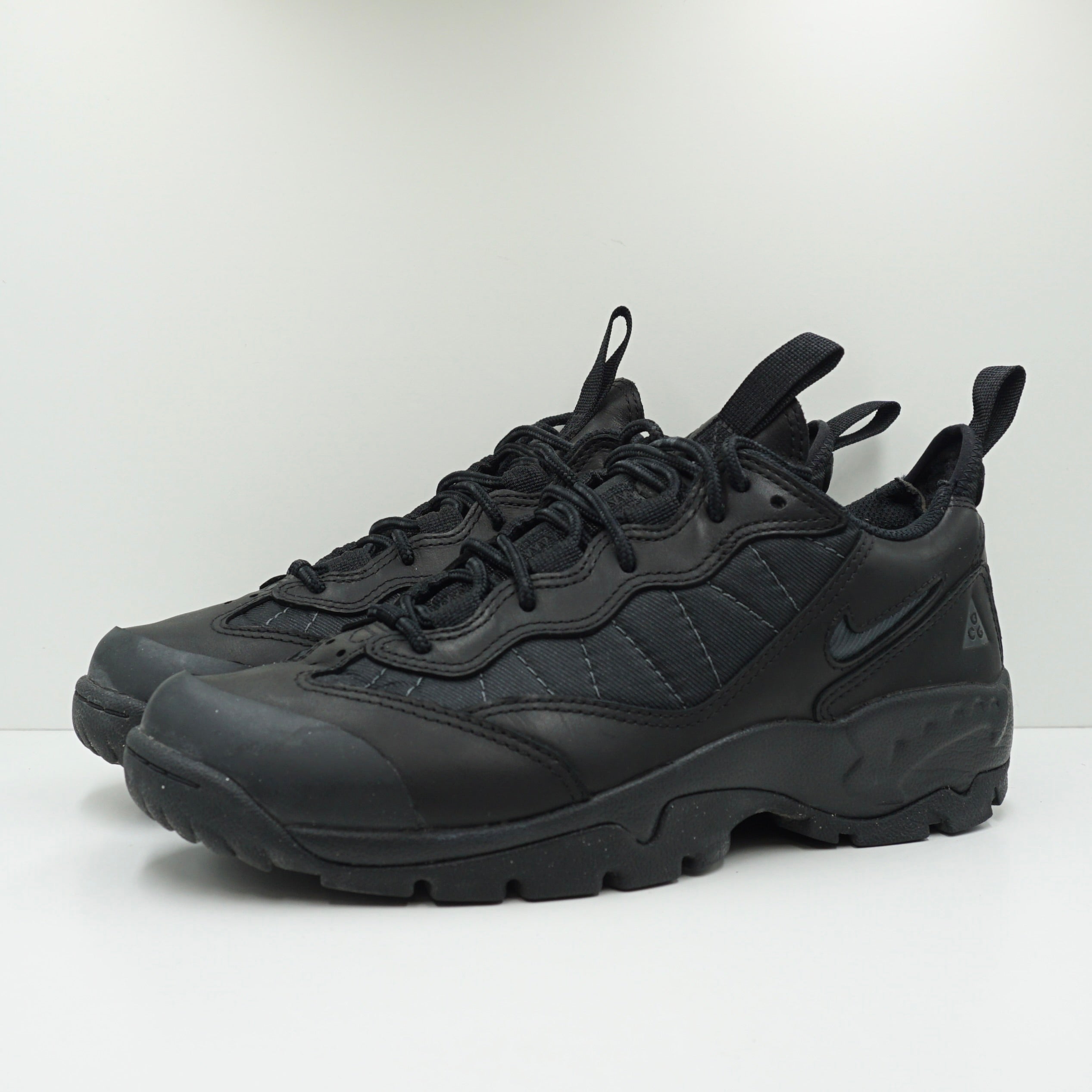 Nike ACG Air Mada Low Triple Black