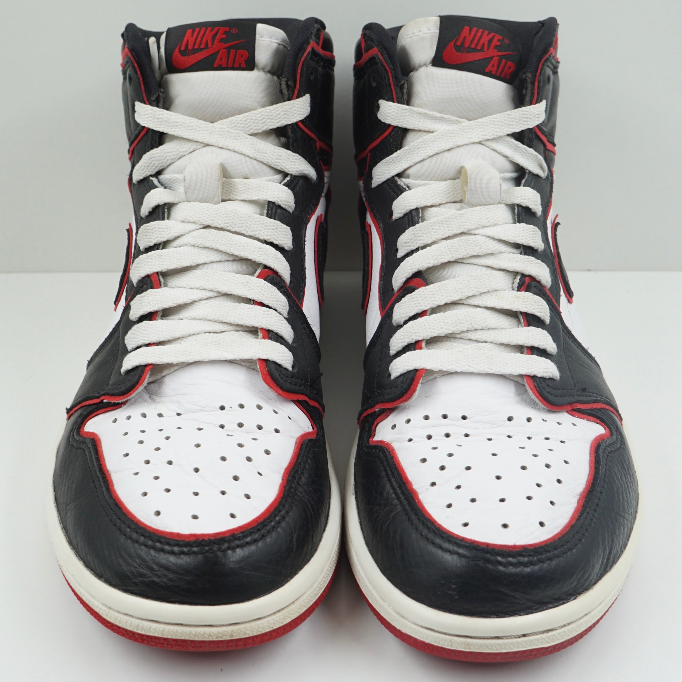 Jordan 1 Retro High Bloodline