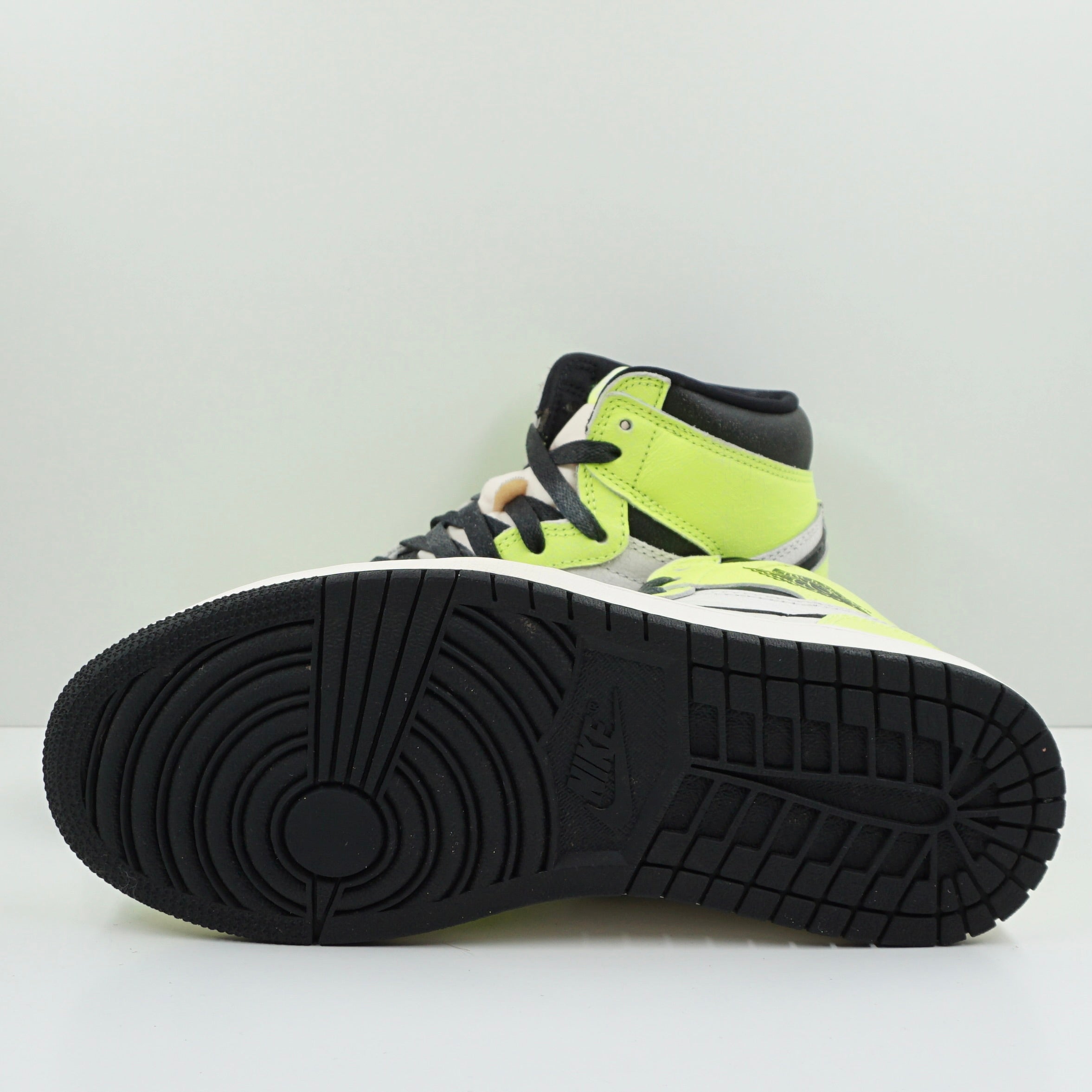 Jordan 1 Retro High OG Visionaire