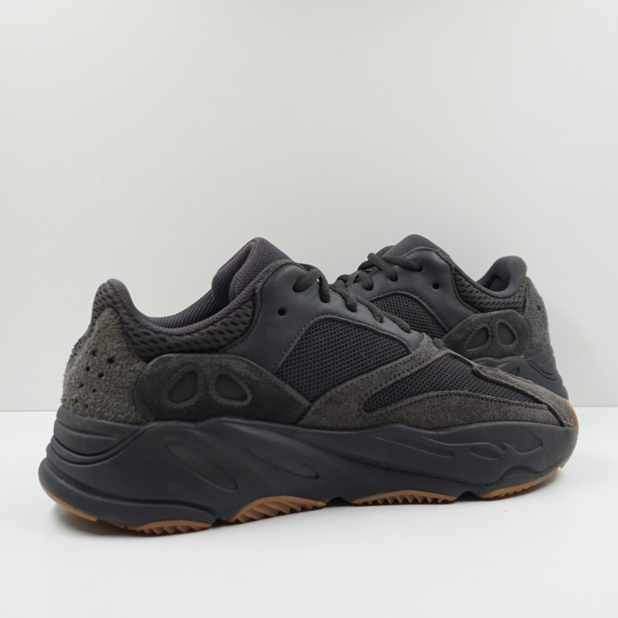 Adidas Yeezy Boost 700 Utility Black