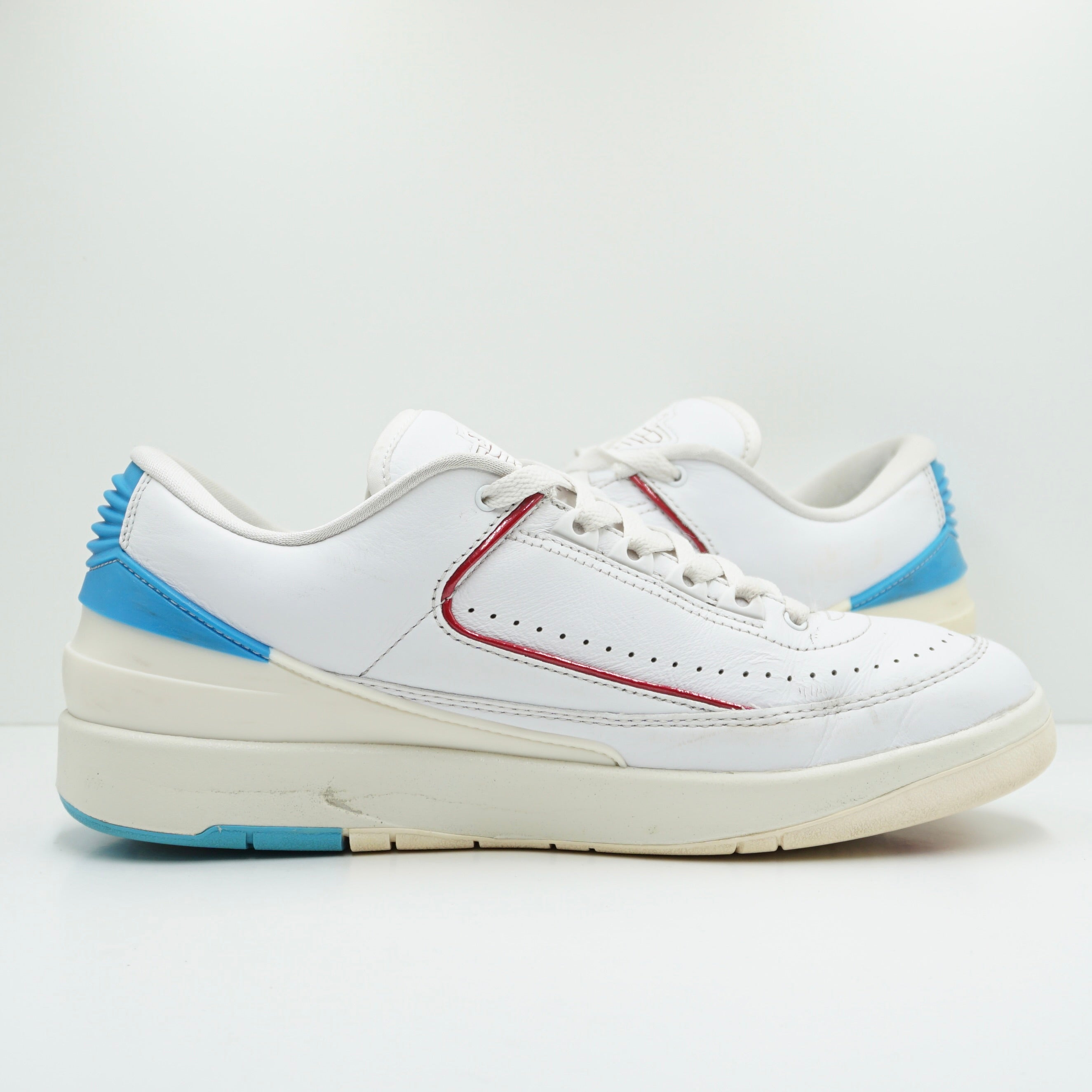 Jordan 2 Retro Low NC to Chi (W)
