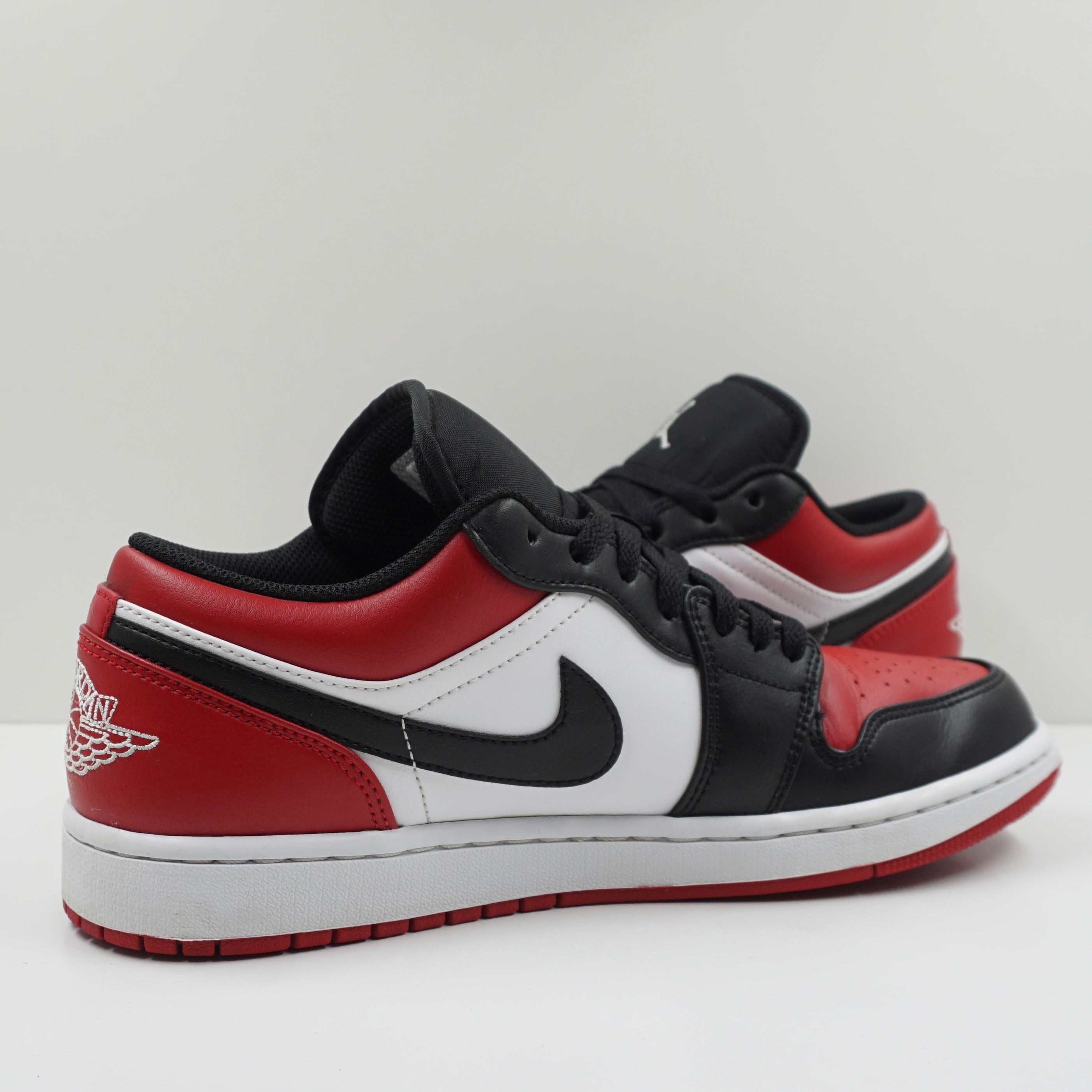 Jordan 1 Low Bred Toe