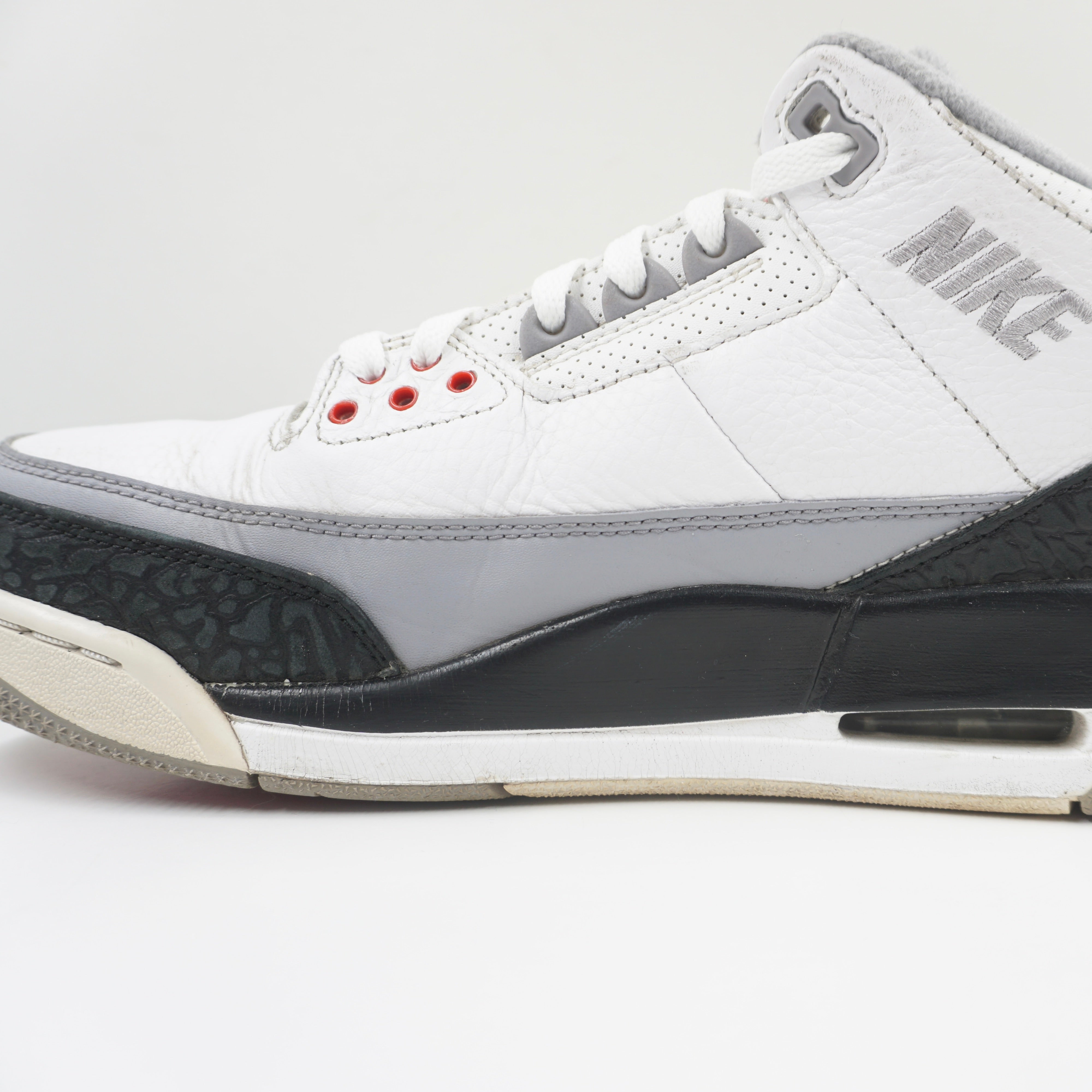 Jordan 3 Retro Tinker Hatfield