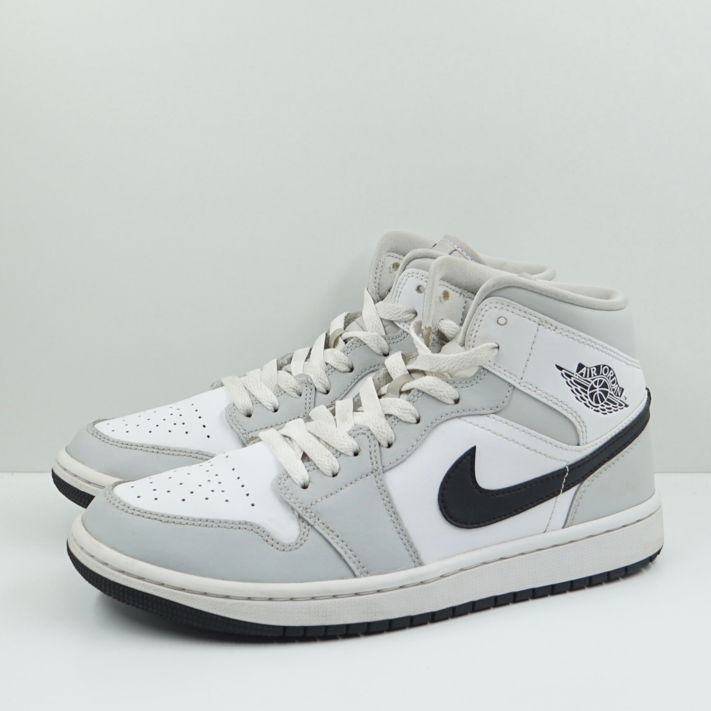 Jordan 1 Mid Light Smoke Grey (W)