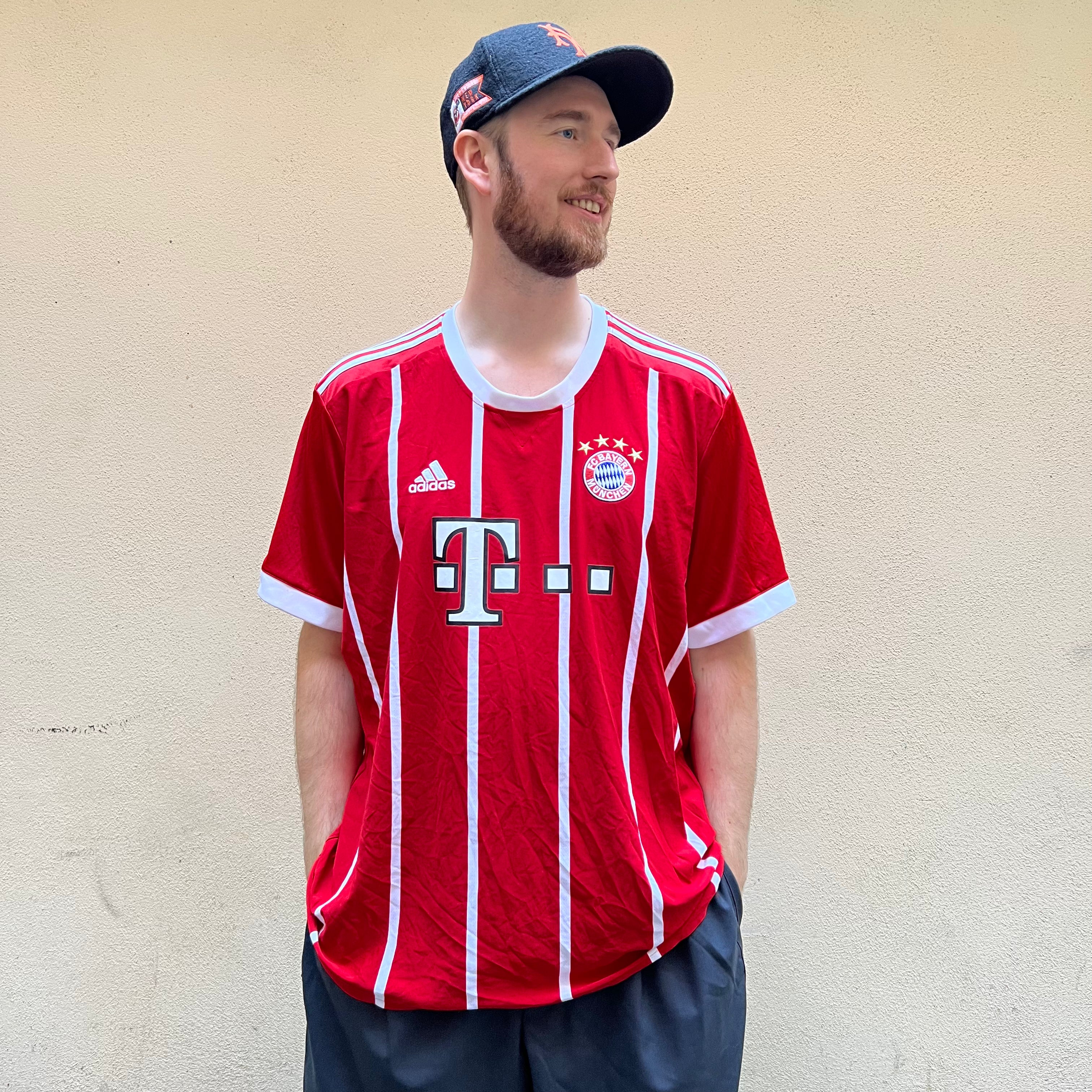 Adidas Bayern Munchen 2017/2018 Home Football Jersey