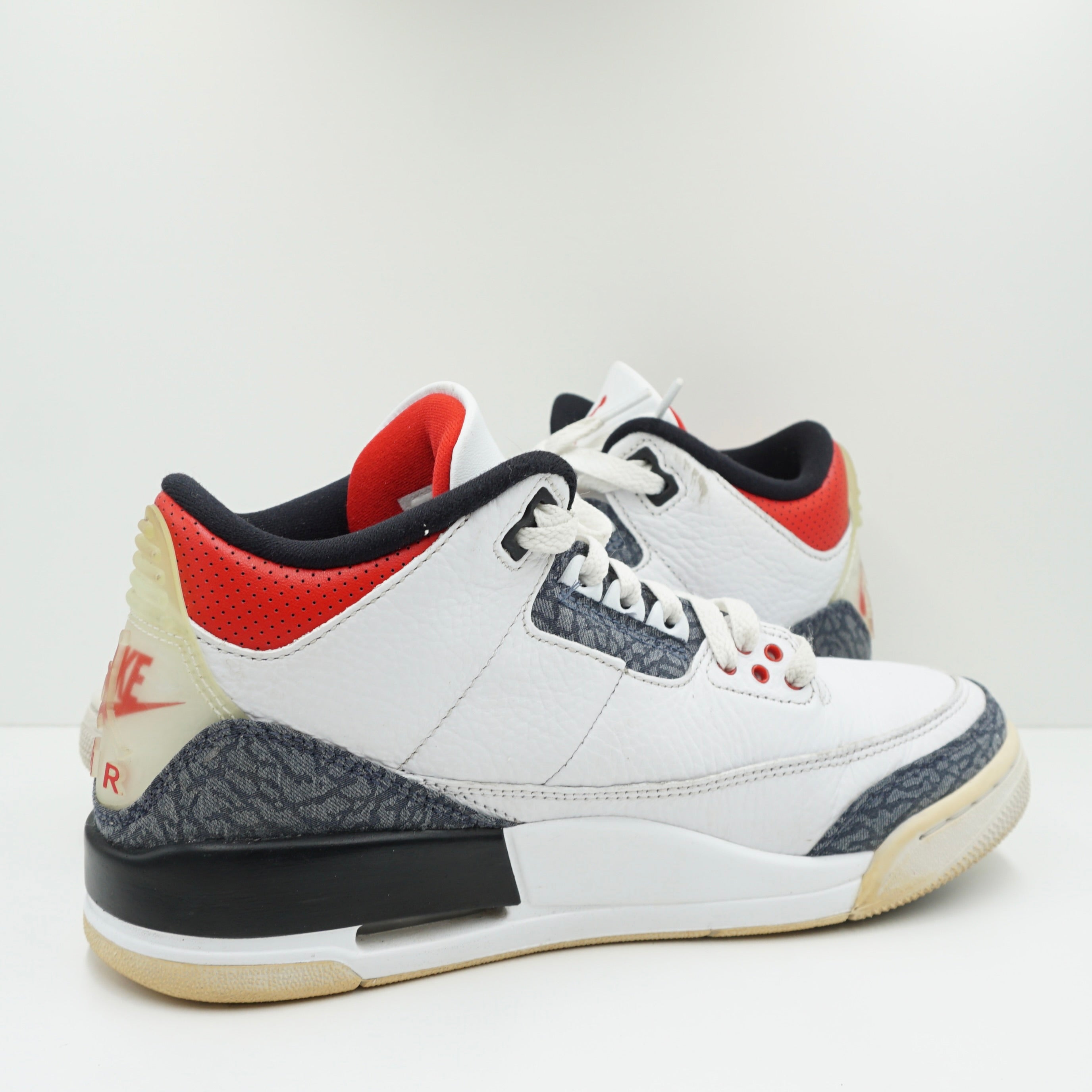Jordan 3 Retro SE Fire Red Denim (2020)