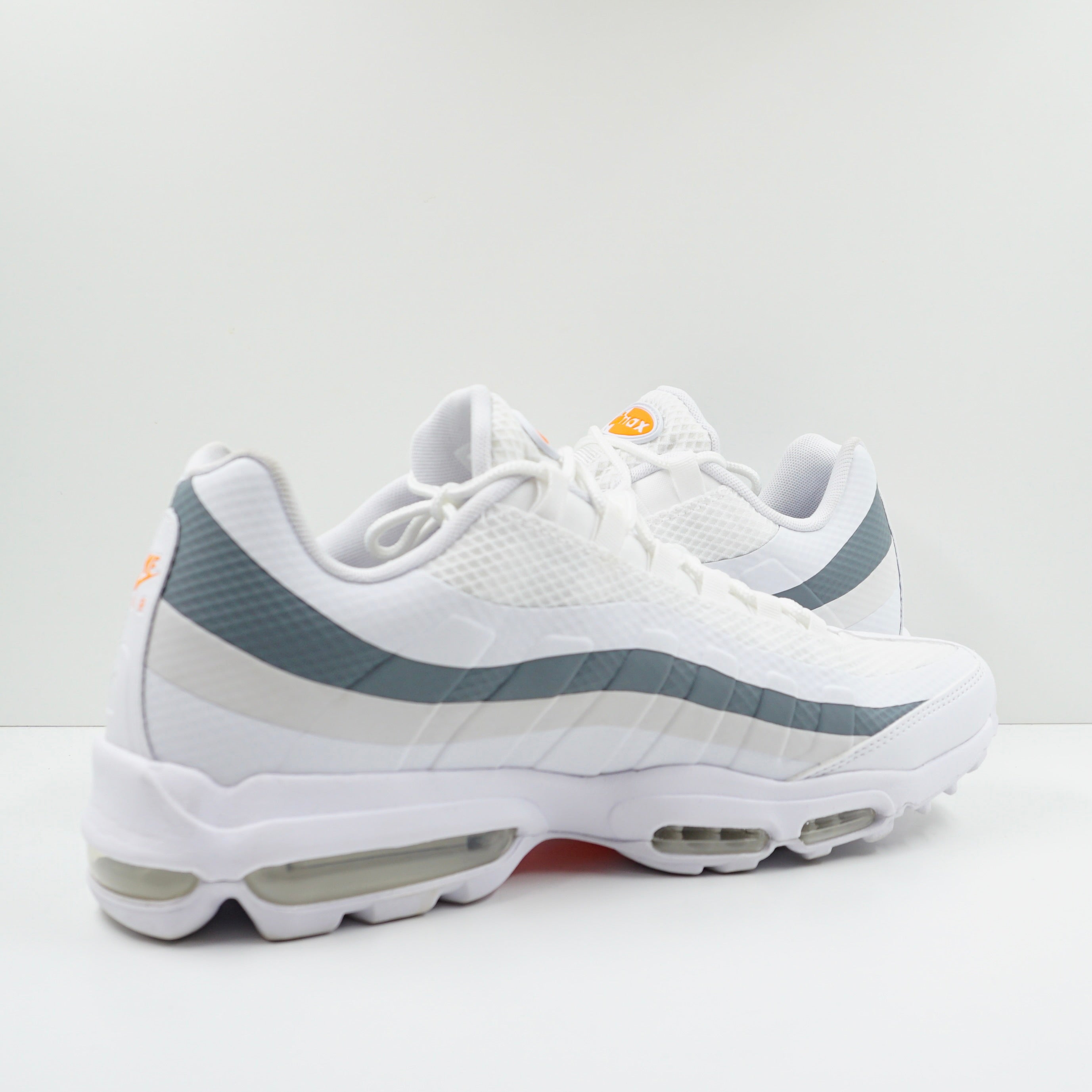 white nike air max 95 ultra se