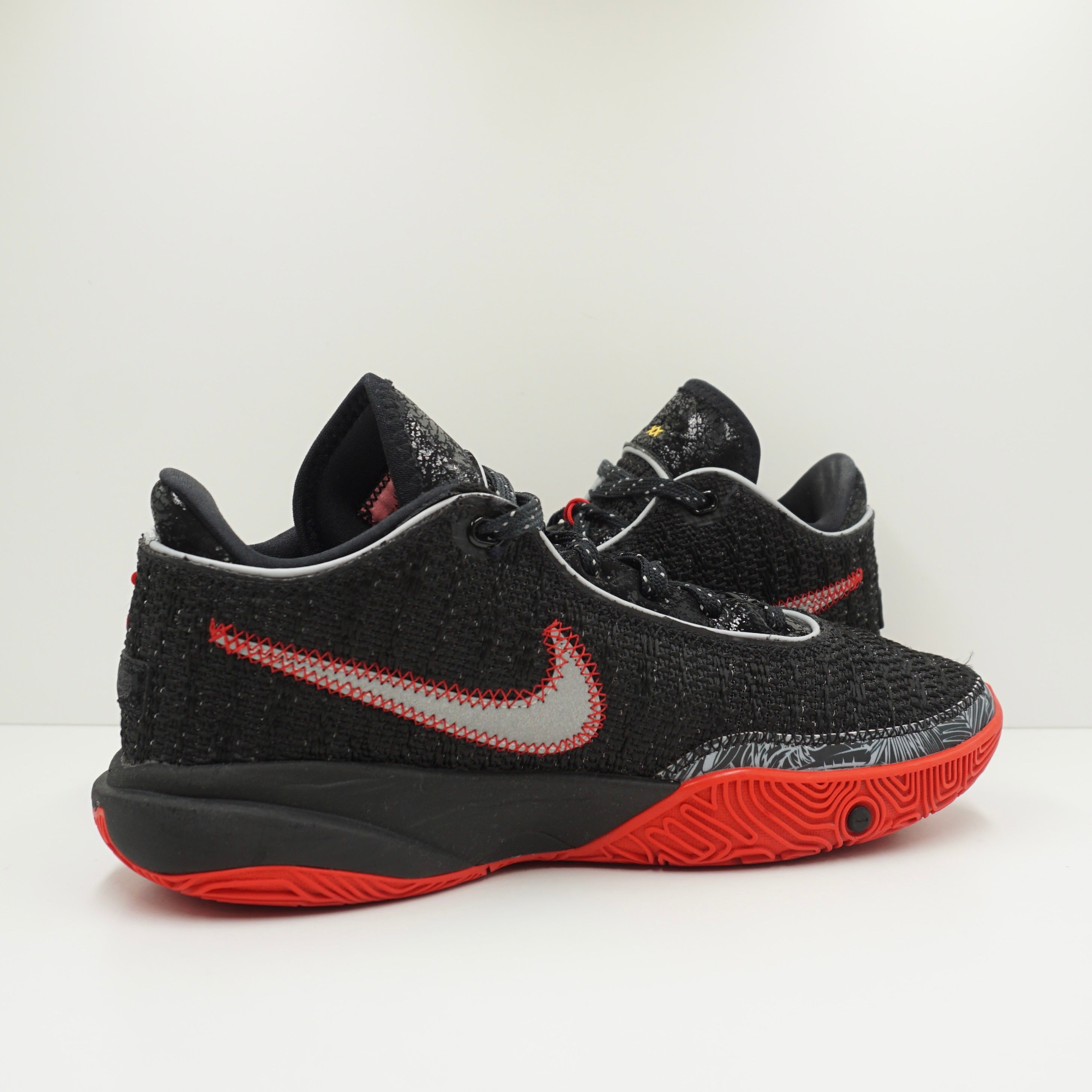 Nike LeBron 20 Black University Red (GS)