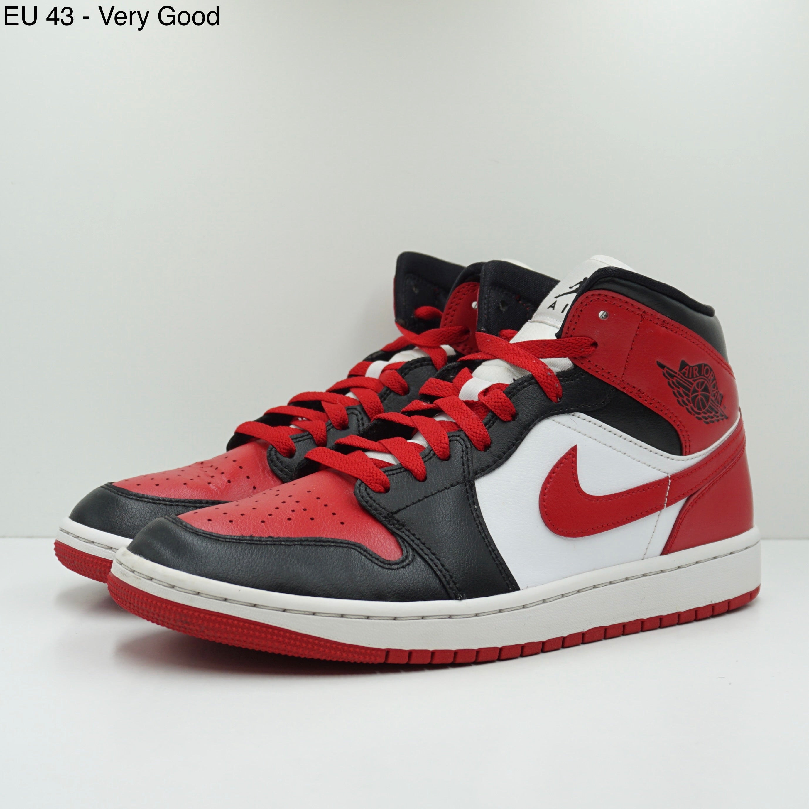 Jordan 1 Mid Alternate Bred Toe (W)