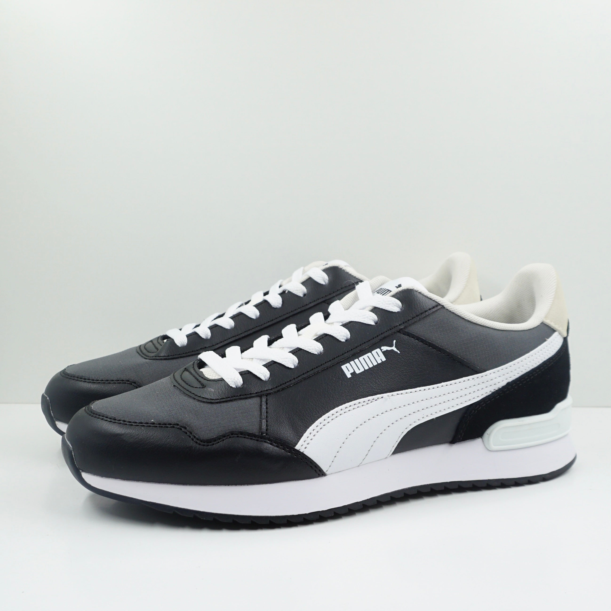 Puma Adaptor Black White