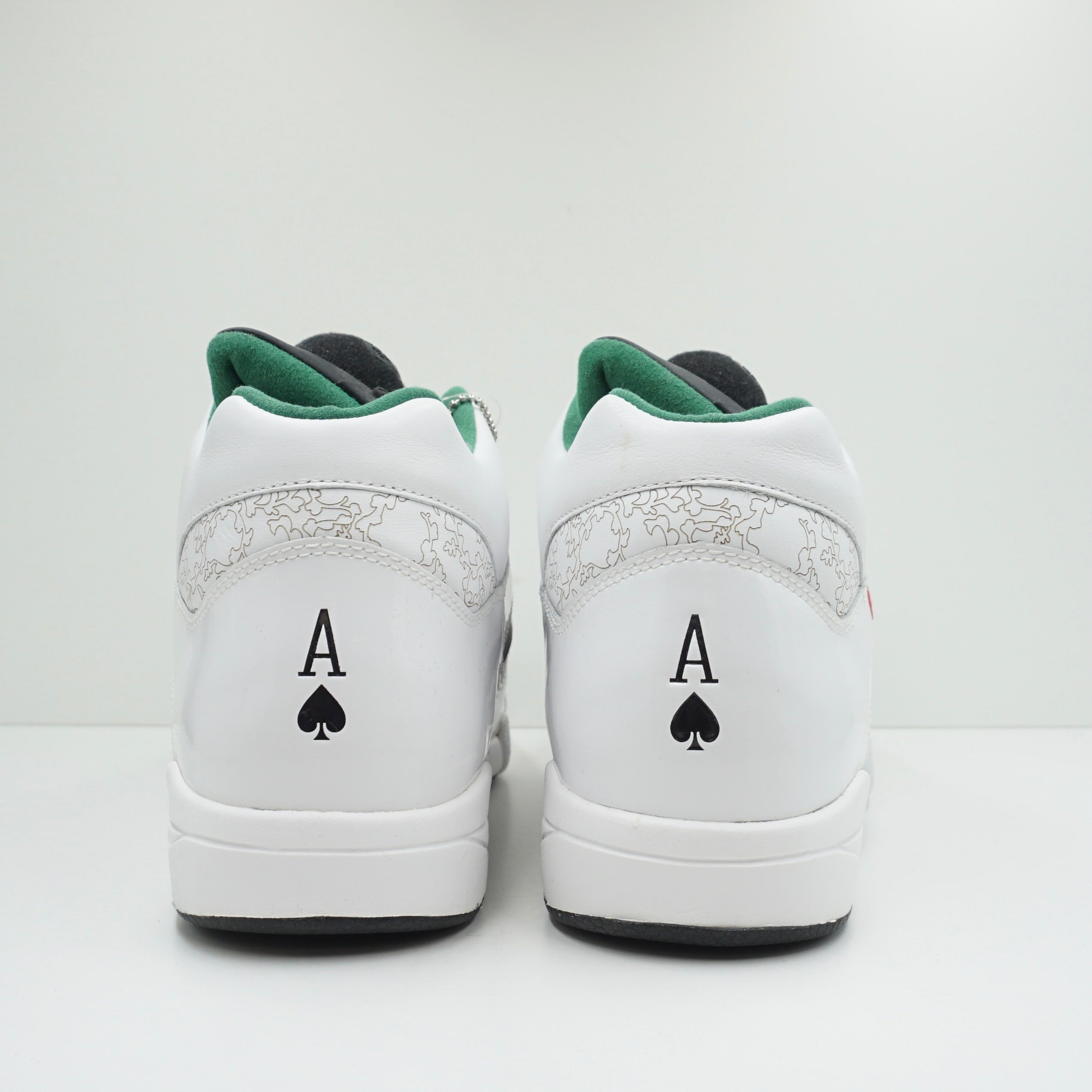 Reebok Royal Flush Court Victory Pump
