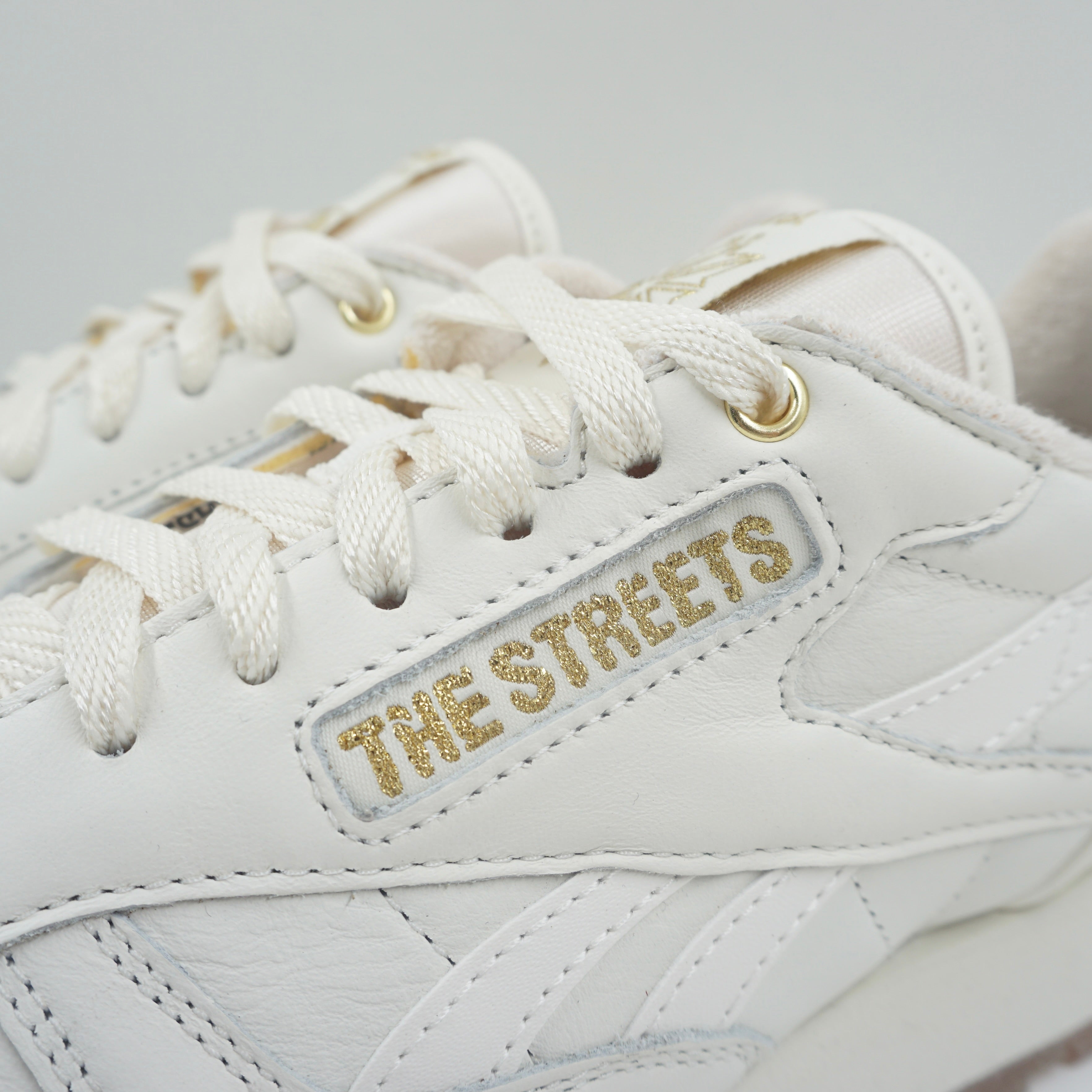 Reebok Classic Leather END. The Streets Chalk