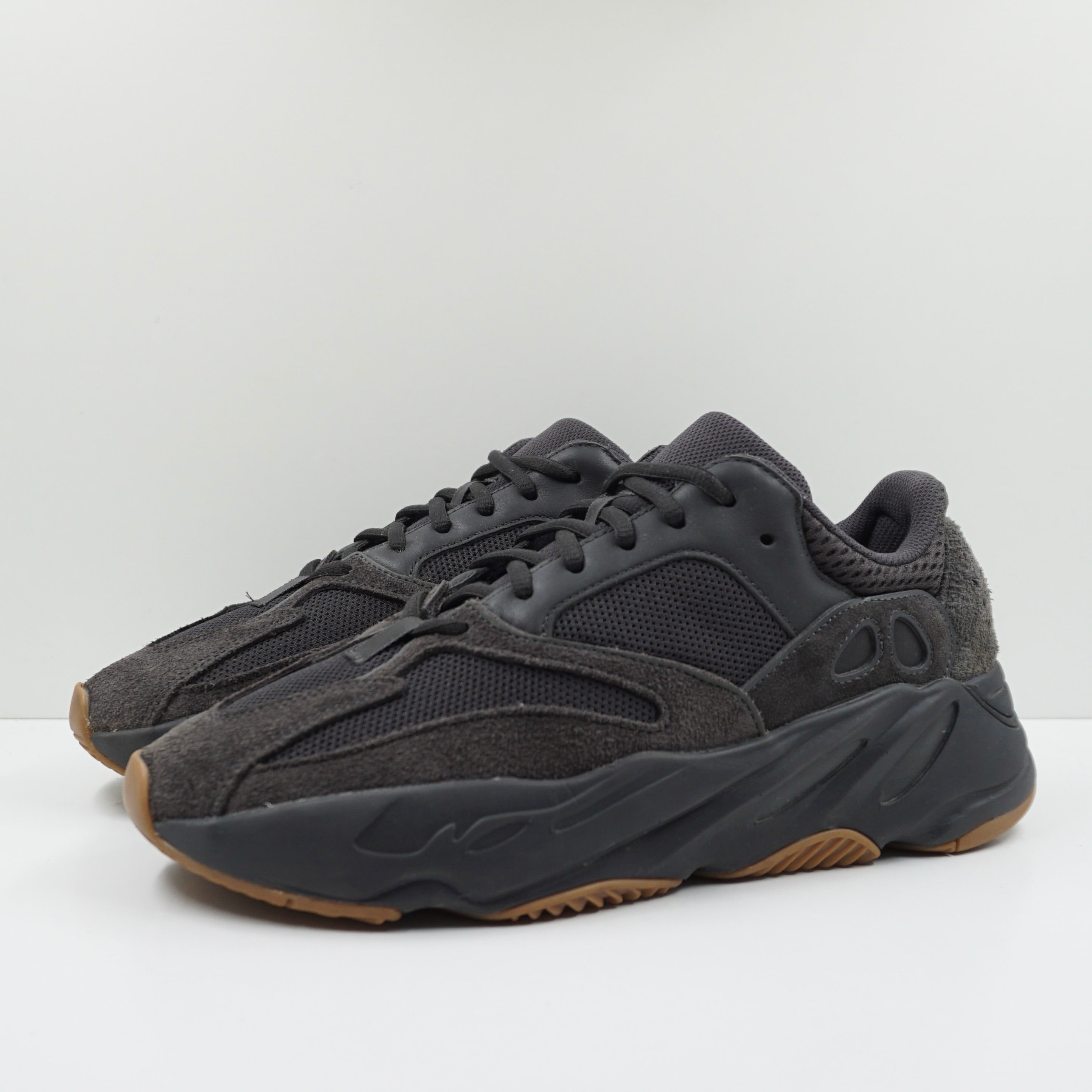 Adidas Yeezy Boost 700 Utility Black