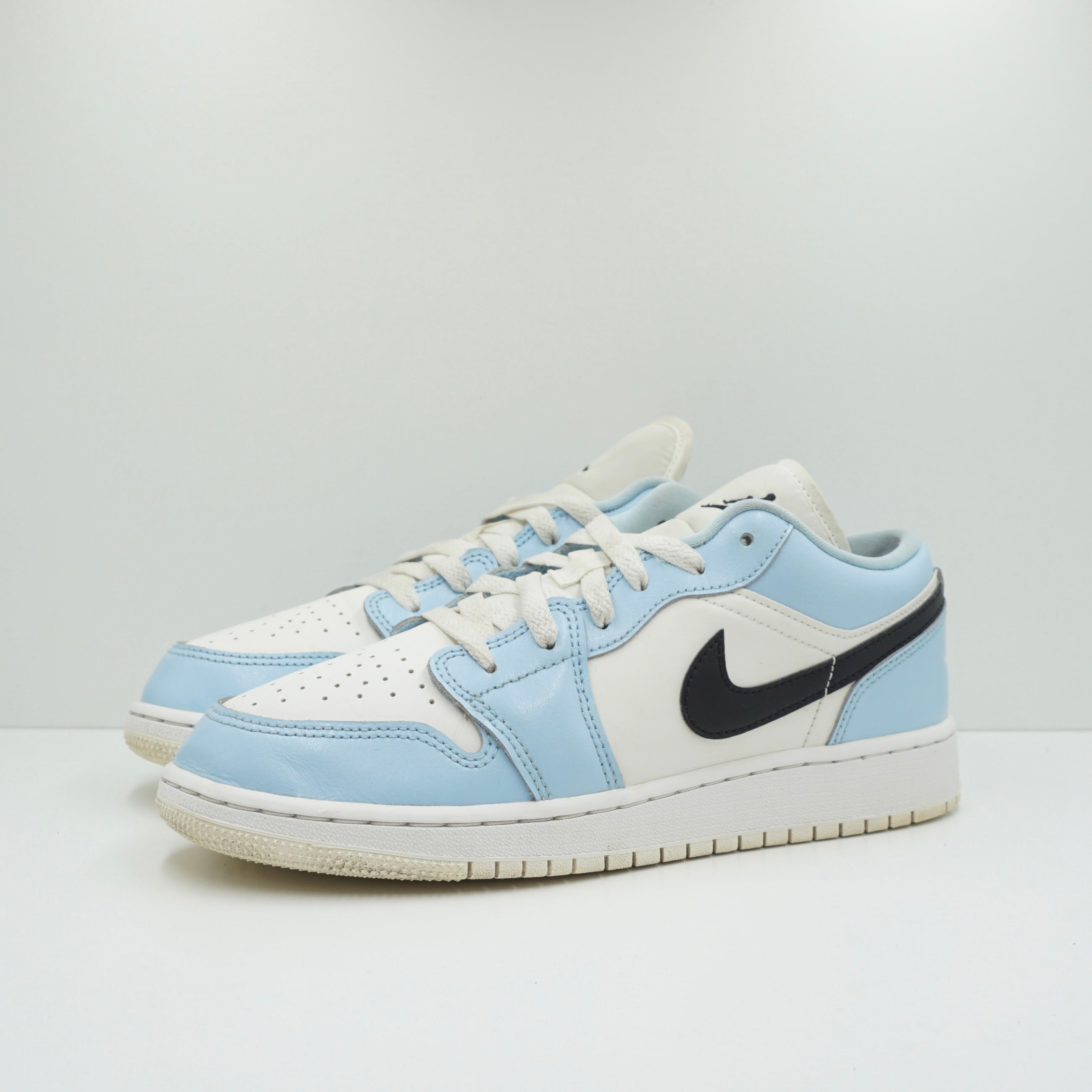 Jordan 1 Low Ice Blue Black (GS)