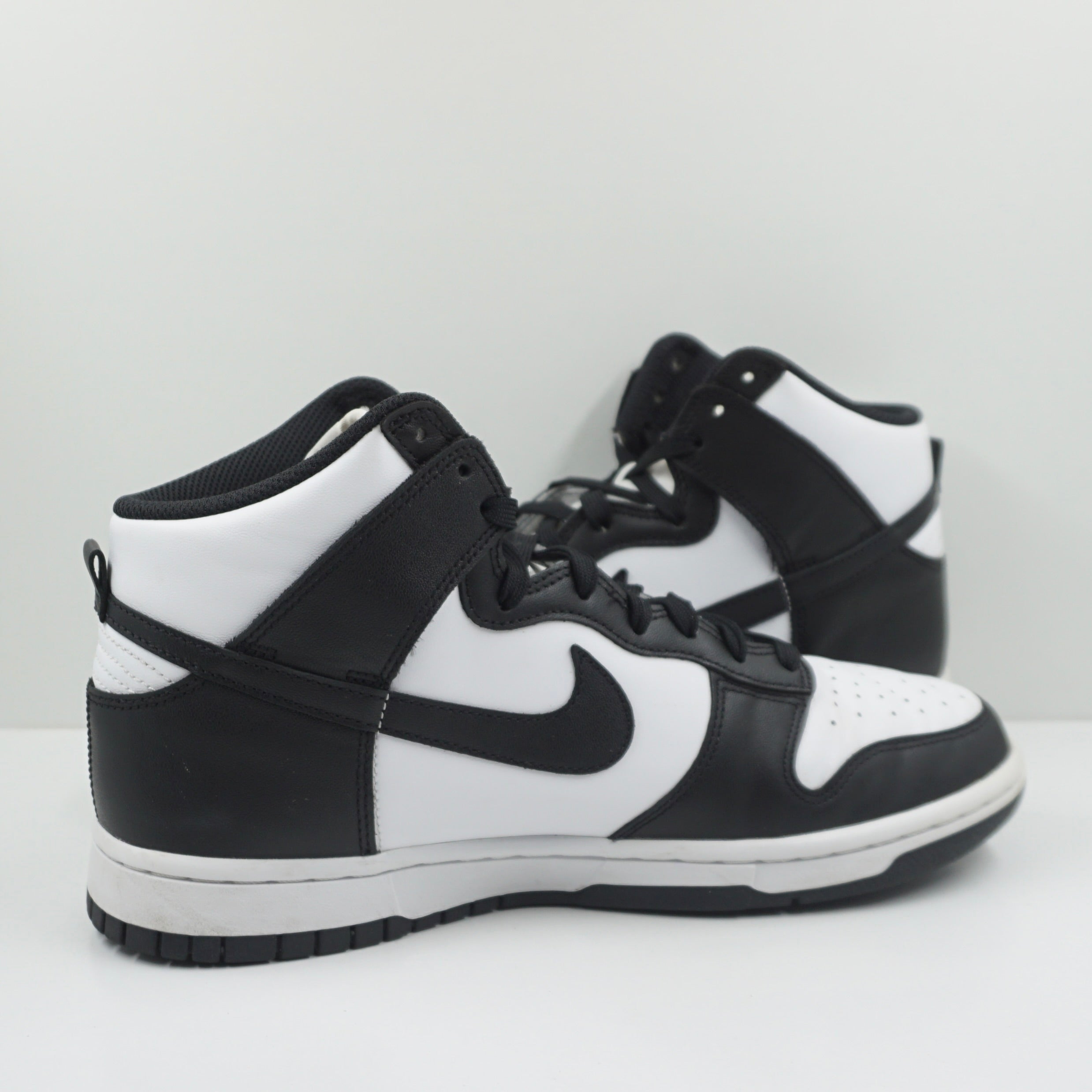 Nike Dunk High Black White