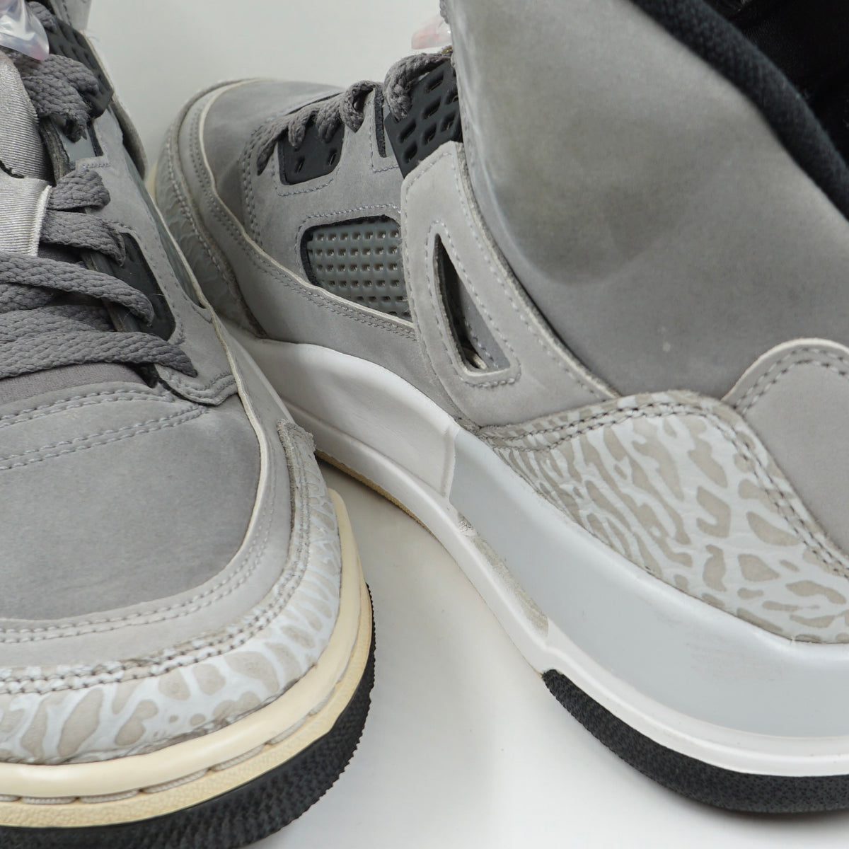 Jordan Spizike Grey Orange