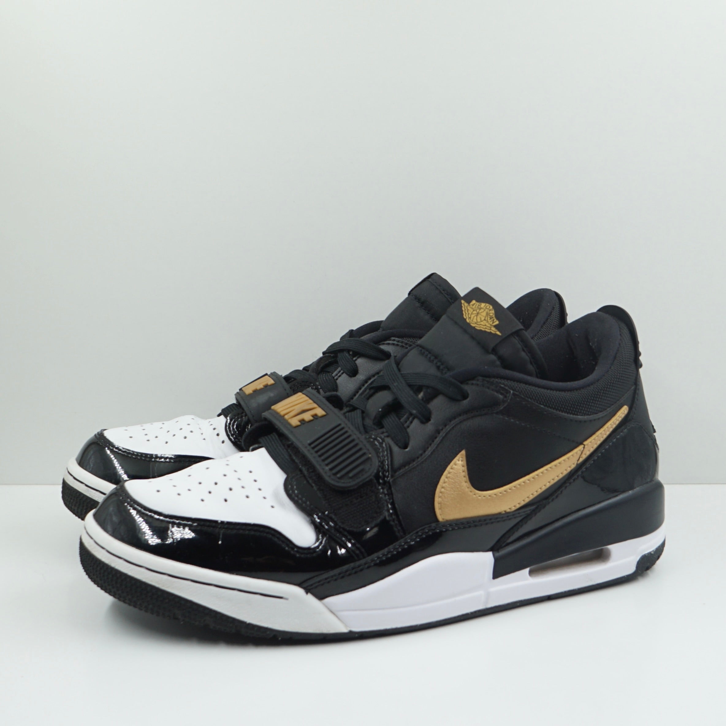 Jordan Legacy 312 Low Black Metallic Gold