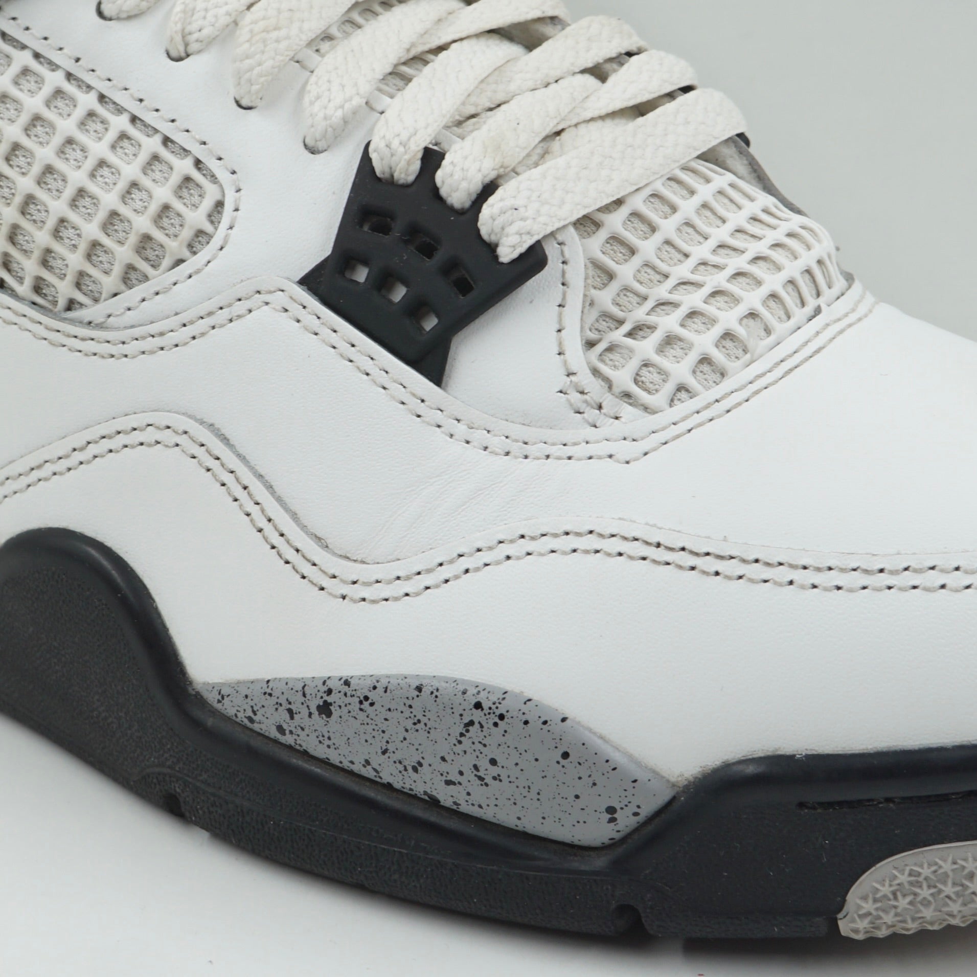 Jordan 4 Retro White Cement (2025)