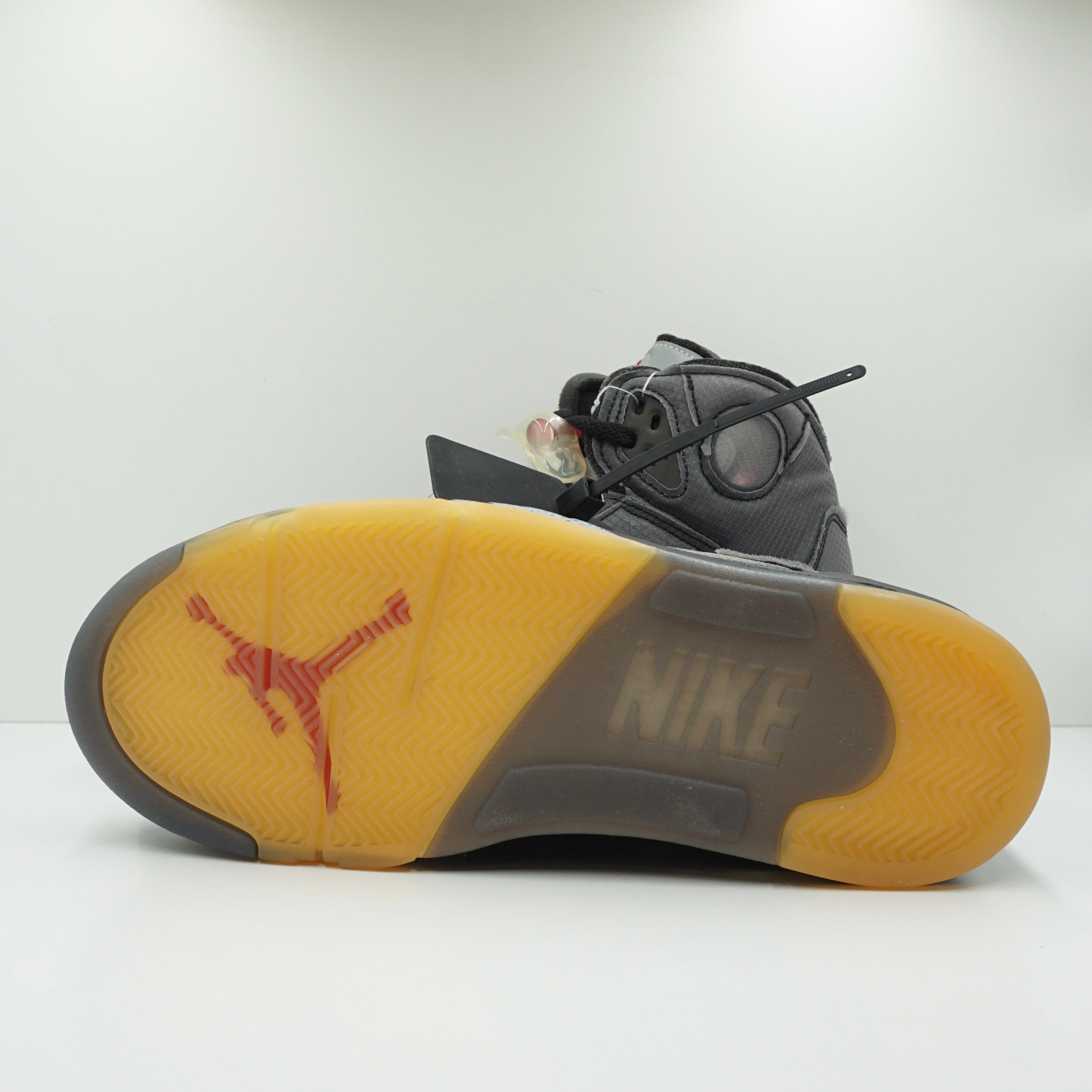 Jordan 5 Retro Off-White Muslin