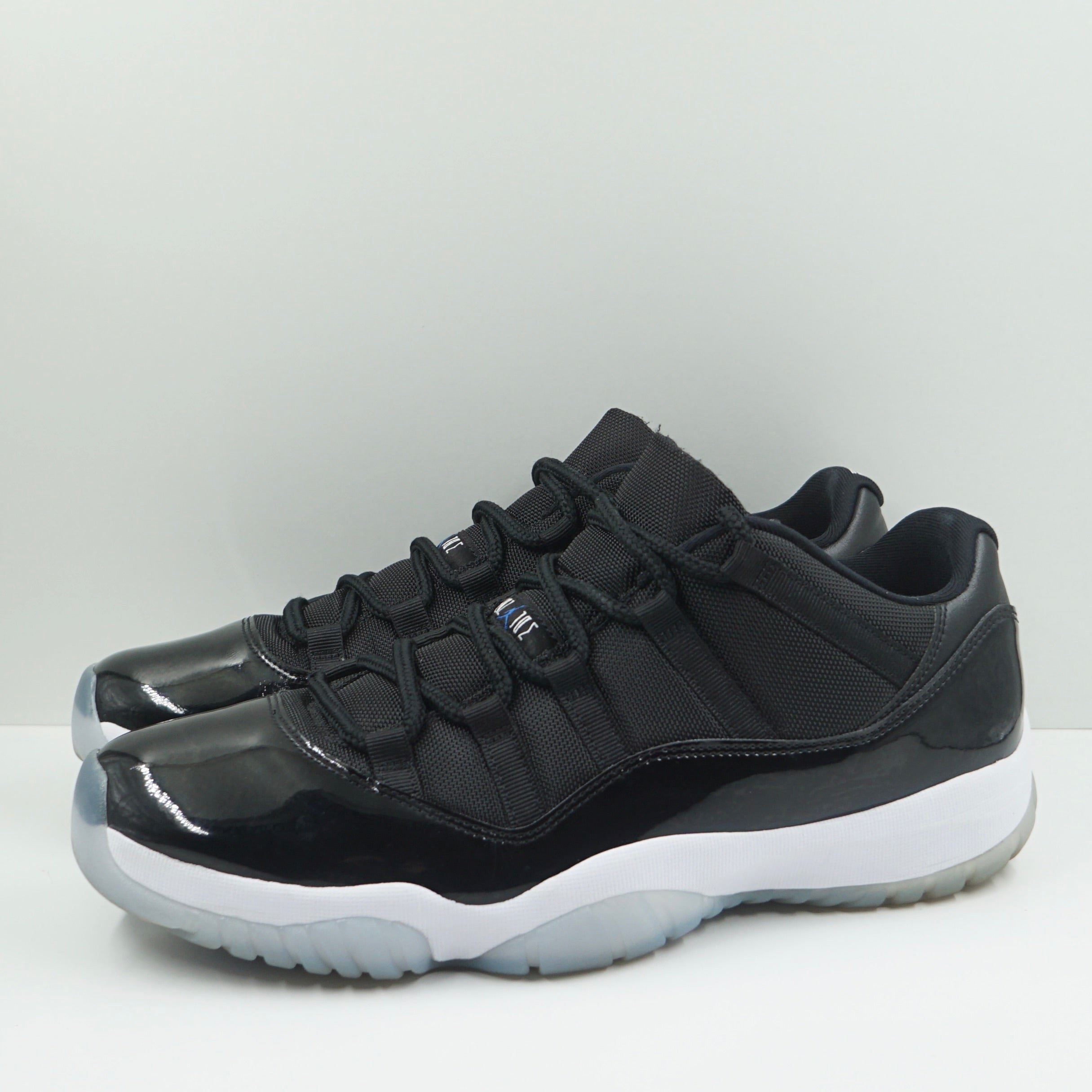 Jordan 11 Retro Low Space Jam