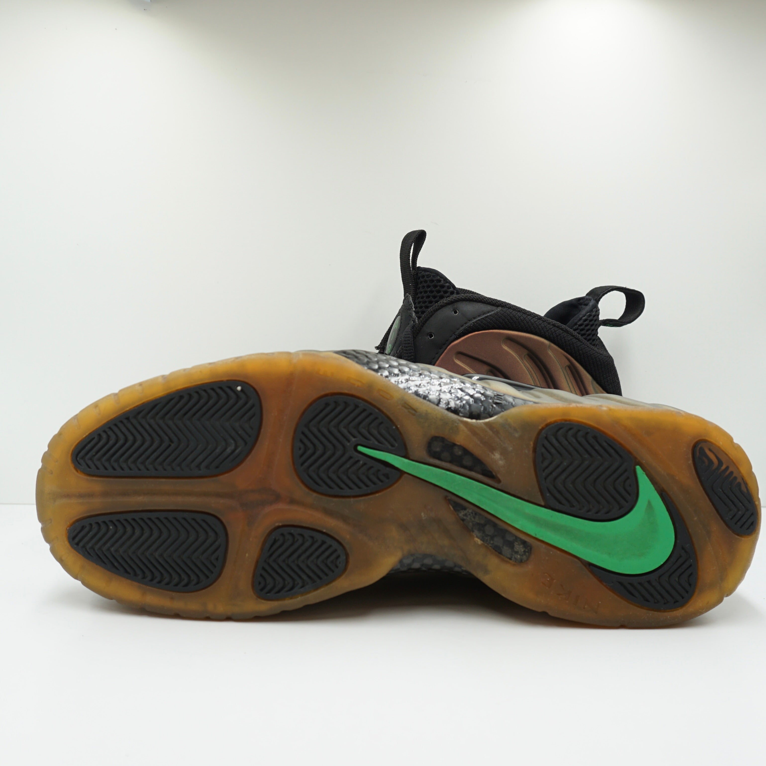 Nike Air Foamposite Pro Gym Green