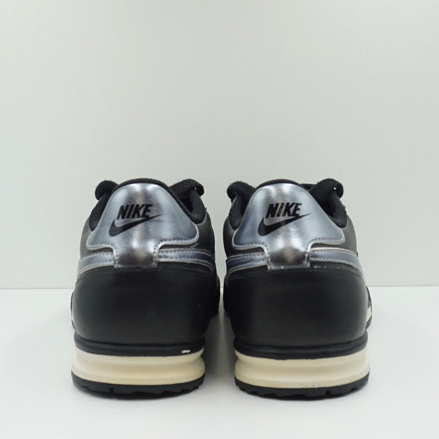 Nike Field Trainer Black Silver