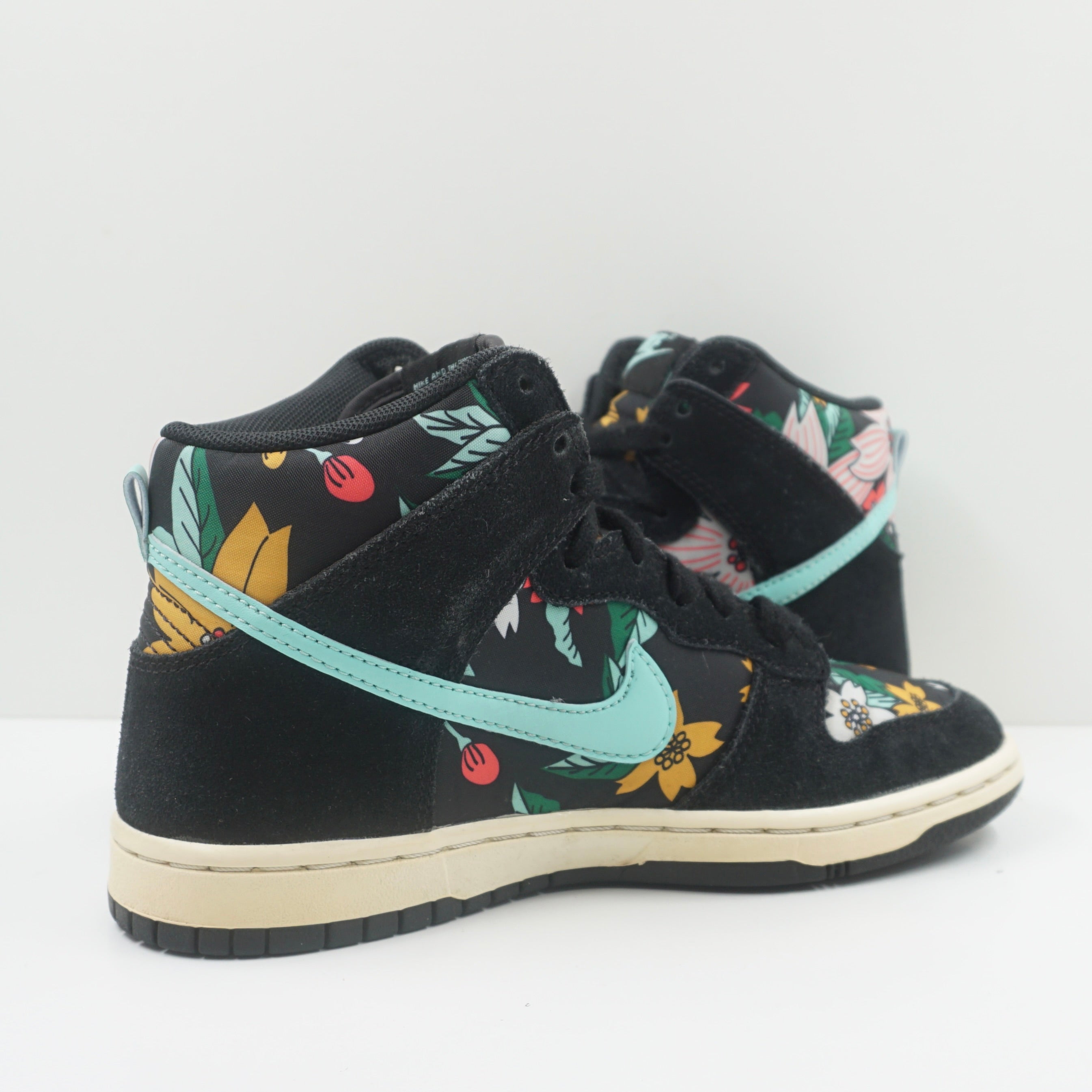 Nike Dunk High Aloha (W)