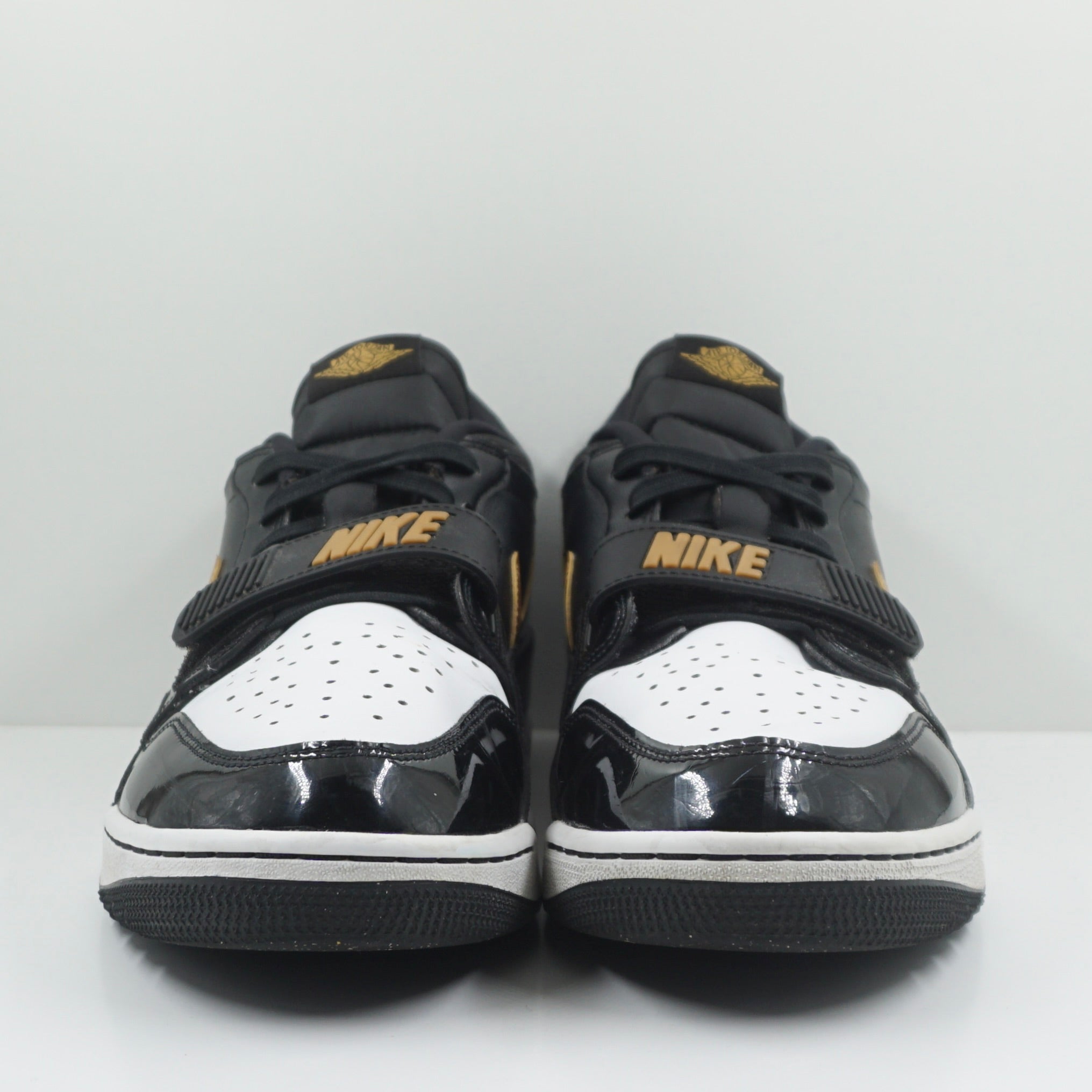 Jordan Legacy 312 Low Black Metallic Gold