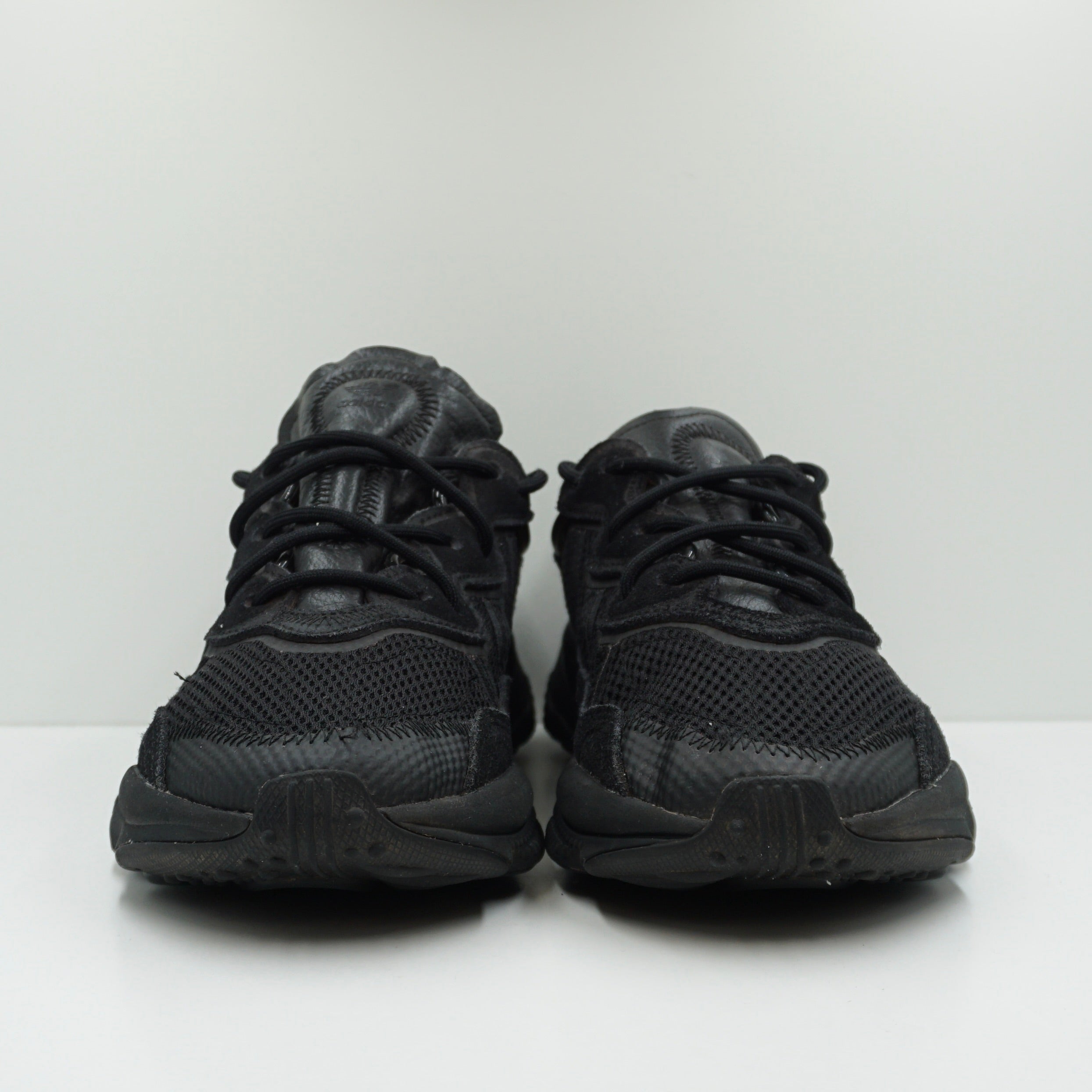 Adidas Ozweego Core Black Carbon Mesh