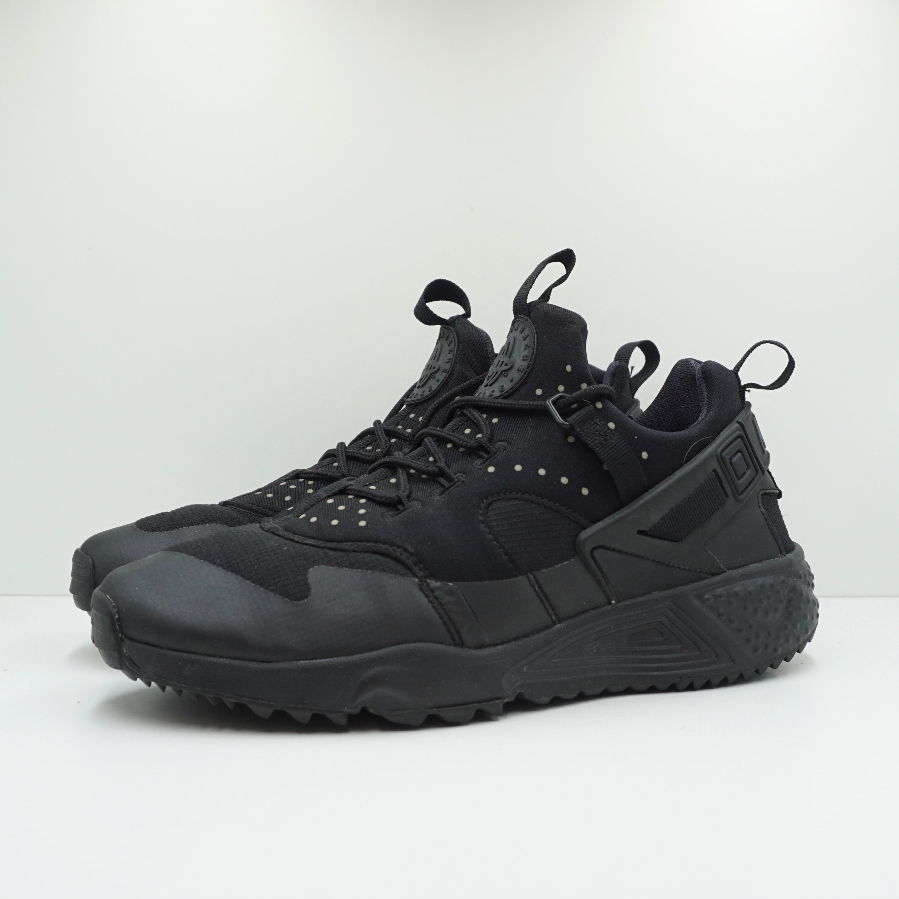 Nike air huarache vs utility best sale