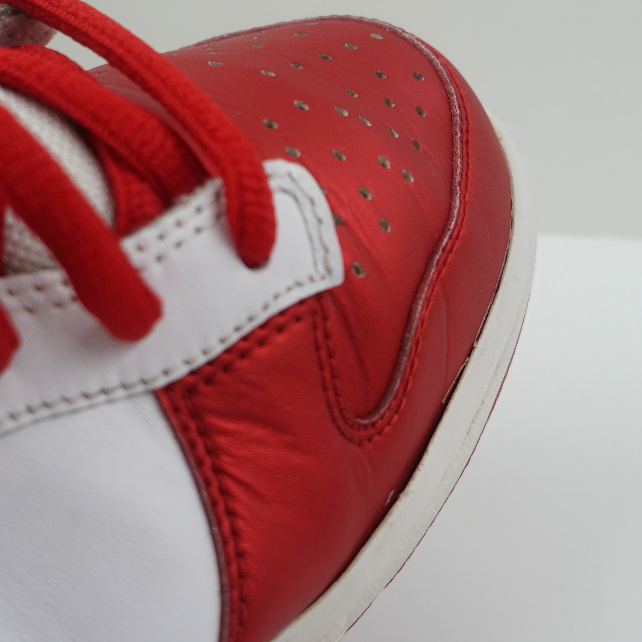 Nike SB Dunk Low Supreme Jewel Swoosh Red
