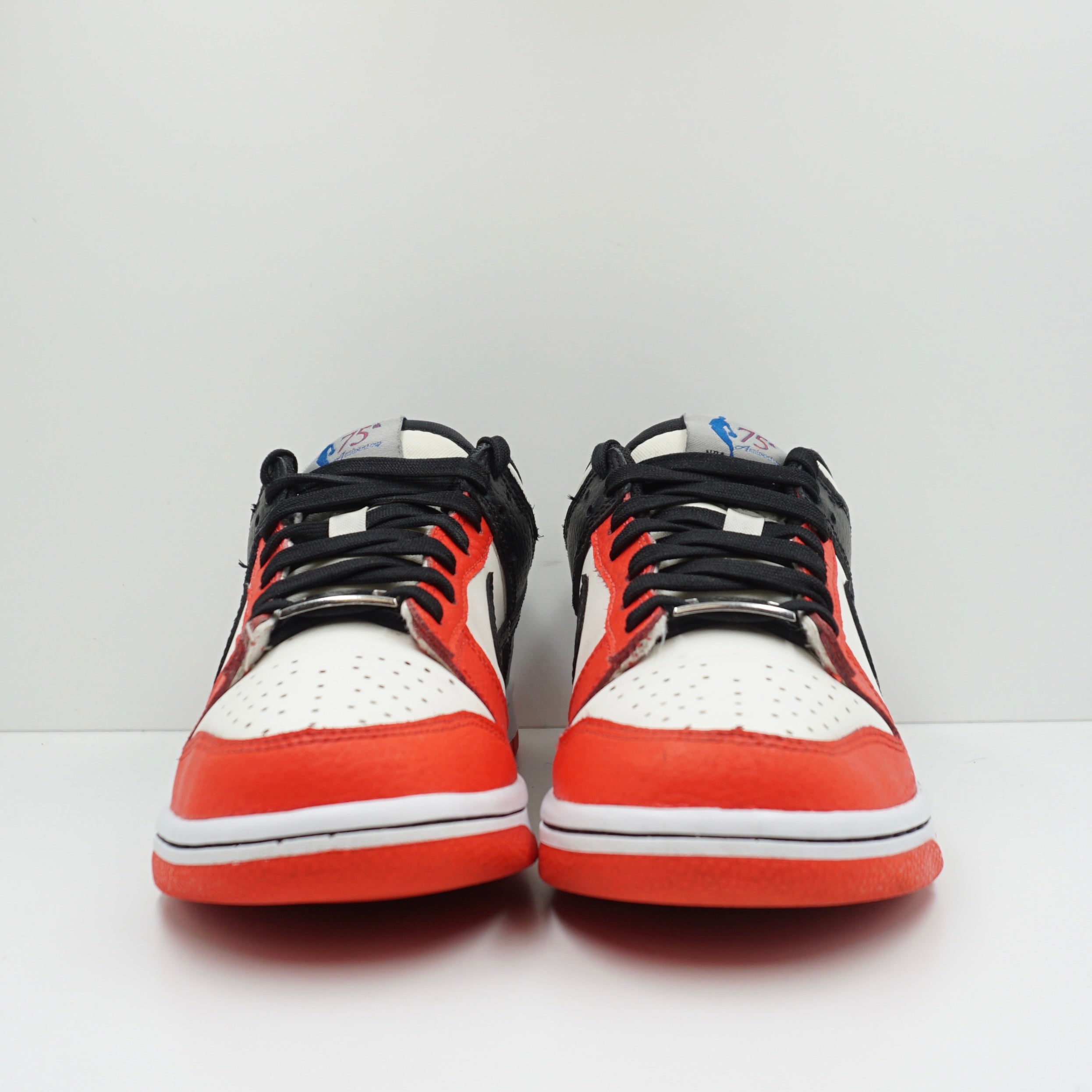 Nike Dunk Low EMB NBA 75th selling Anniversary Chicago (GS)