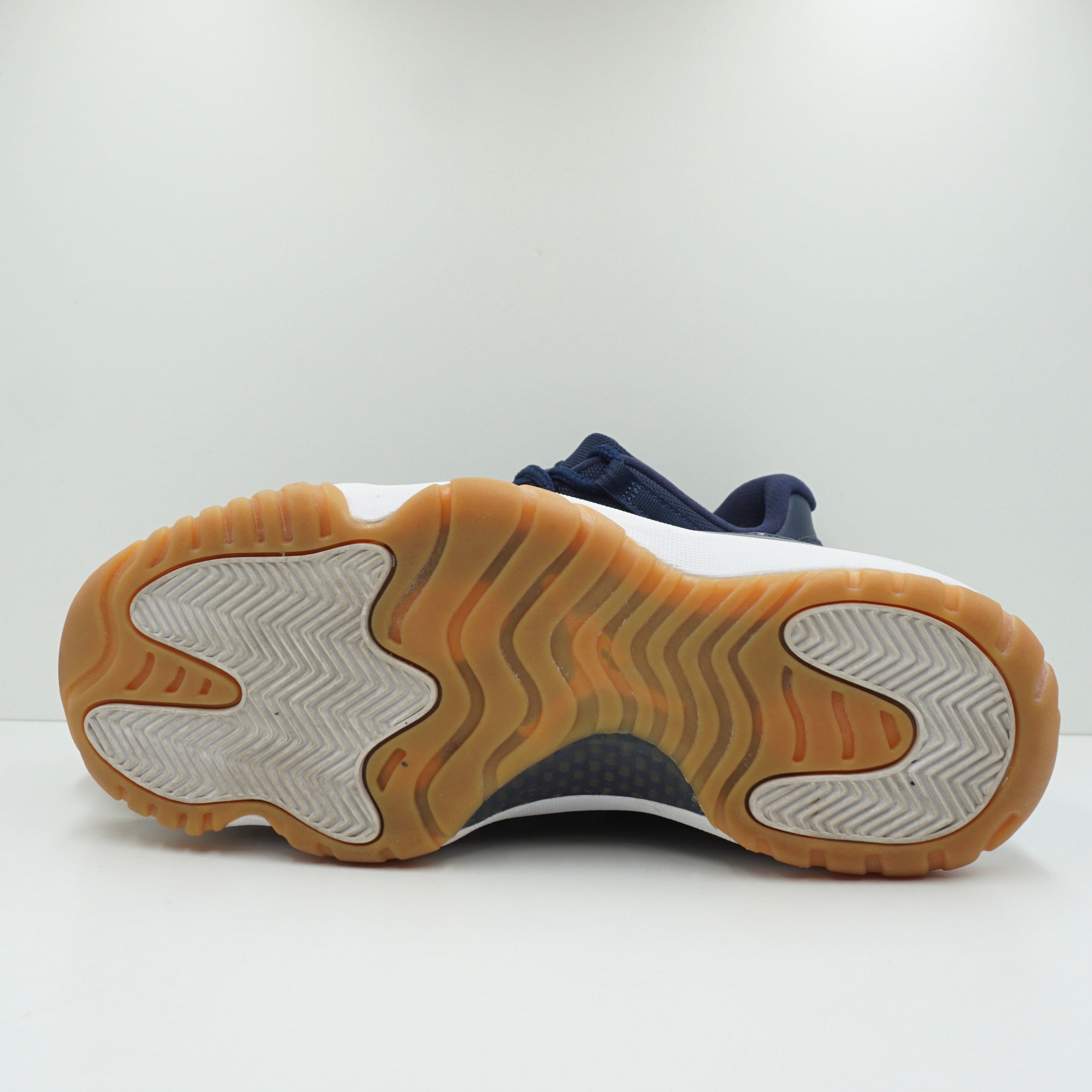 Jordan 11 Retro Low Midnight Navy