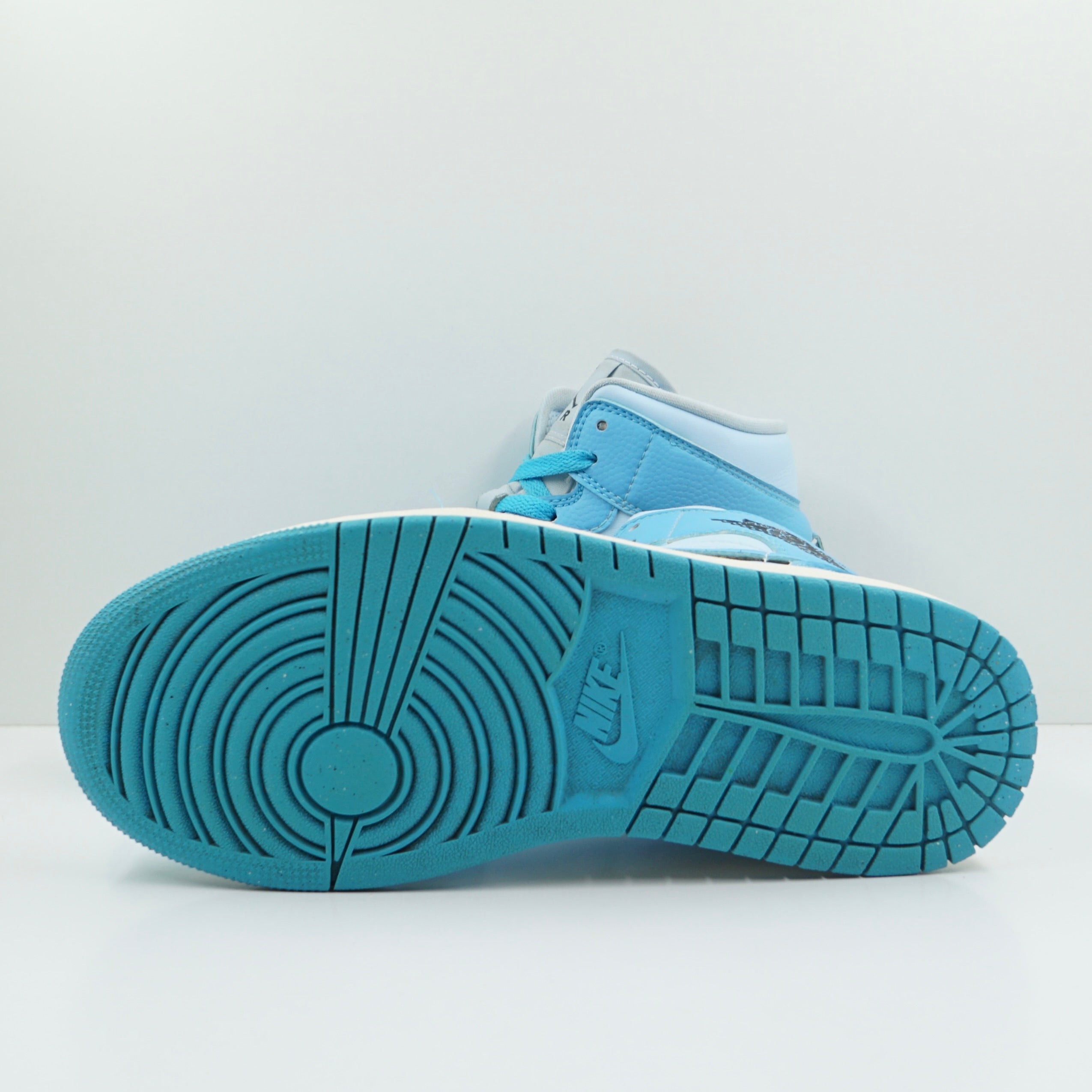 Jordan 1 Mid SE Ice Blue (W)