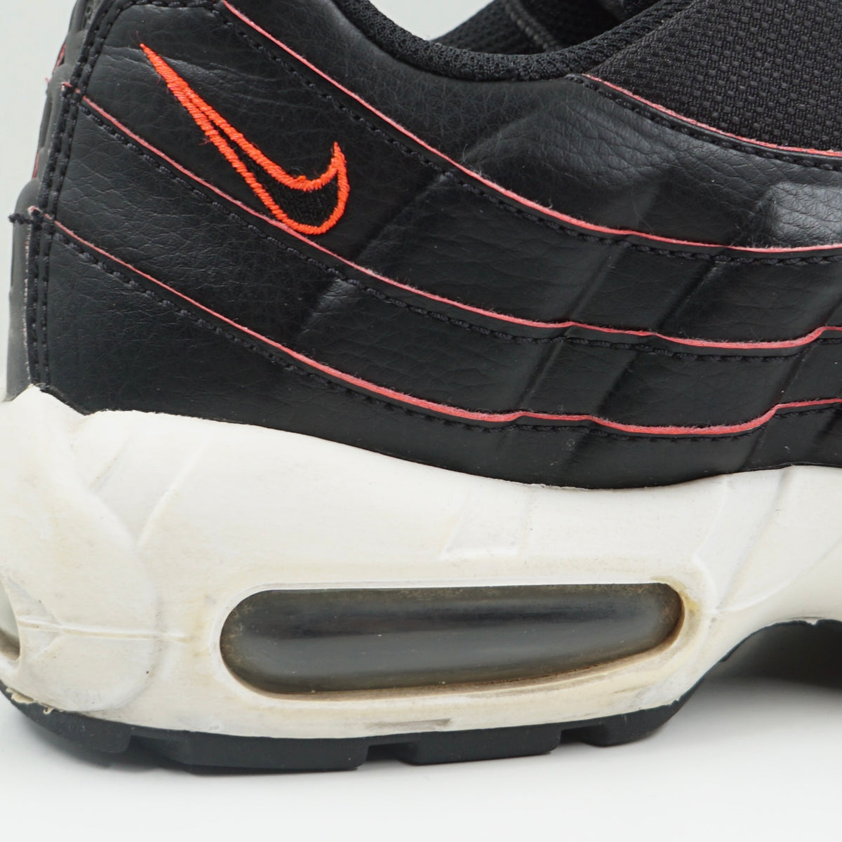 Nike Air Max 95 Black Hot Pink