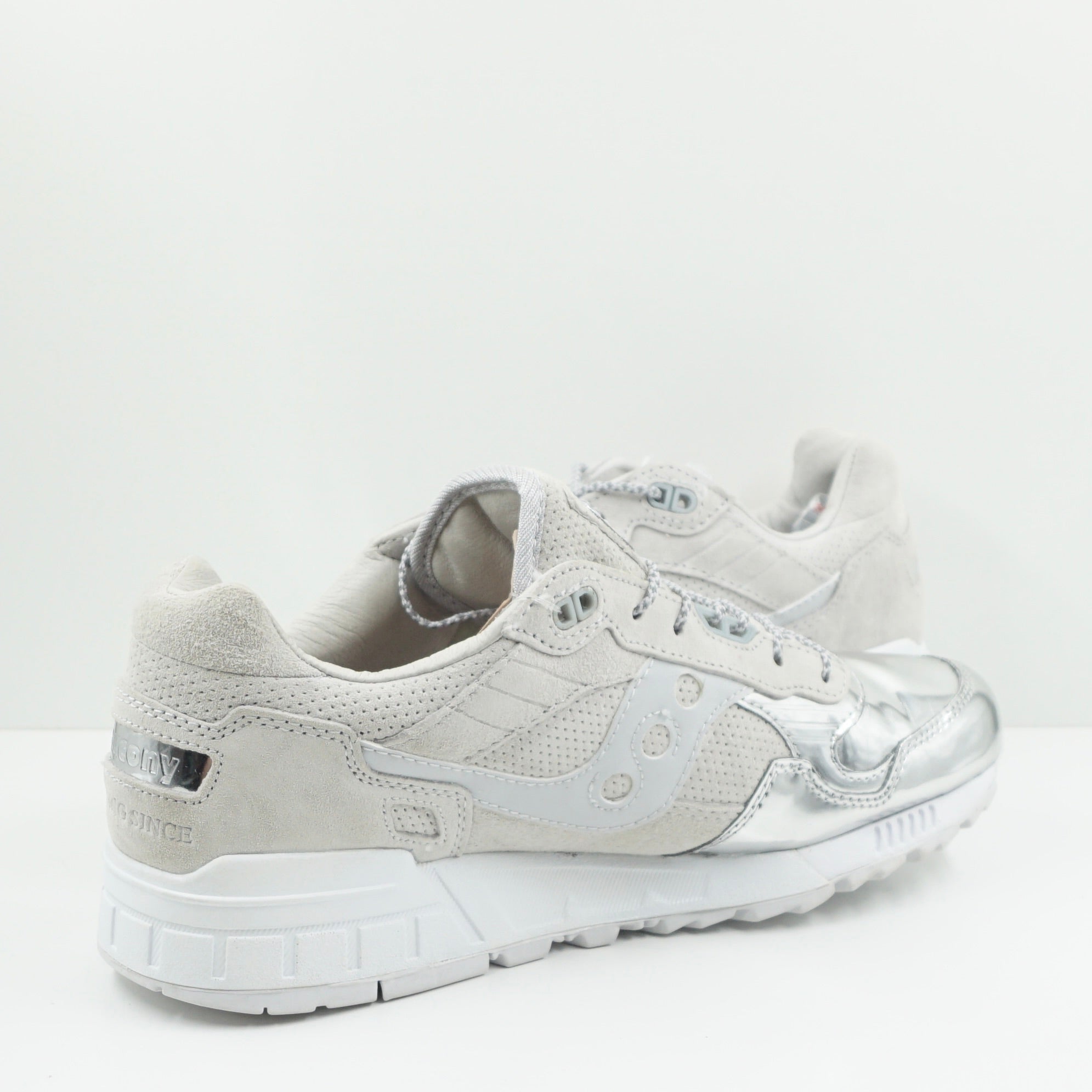 Saucony Shadow 5000 x Offspring Grey Silver