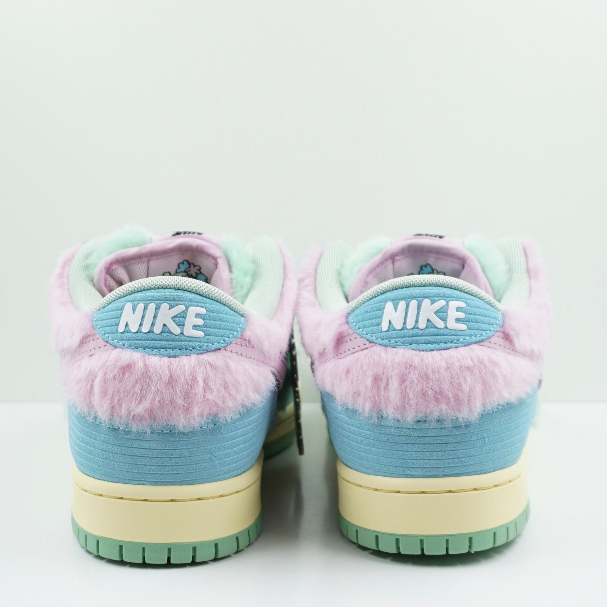 Nike SB Dunk Low Verdy Visty