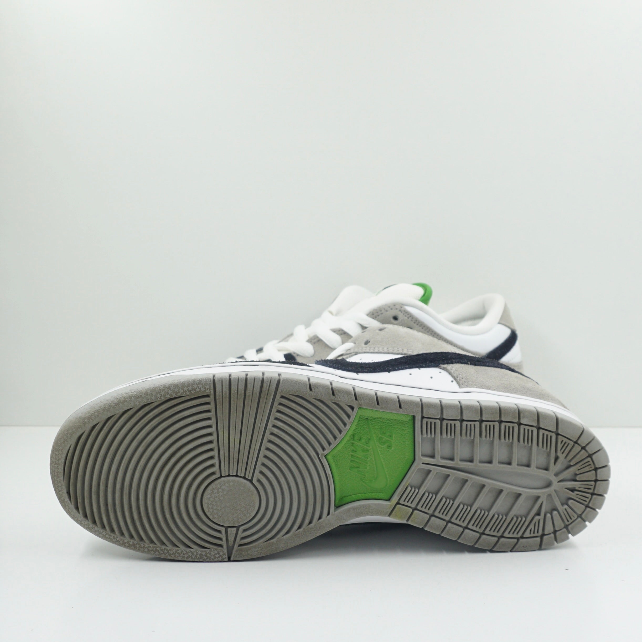 Nike SB Dunk Low Chlorophyll