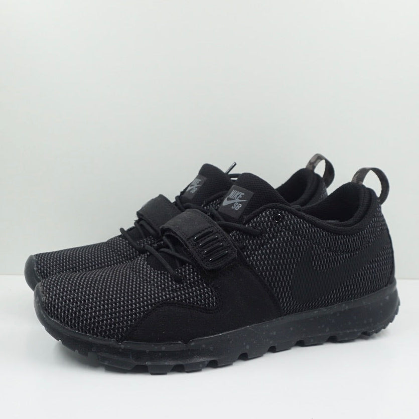 Nike SB Trainerendor Black