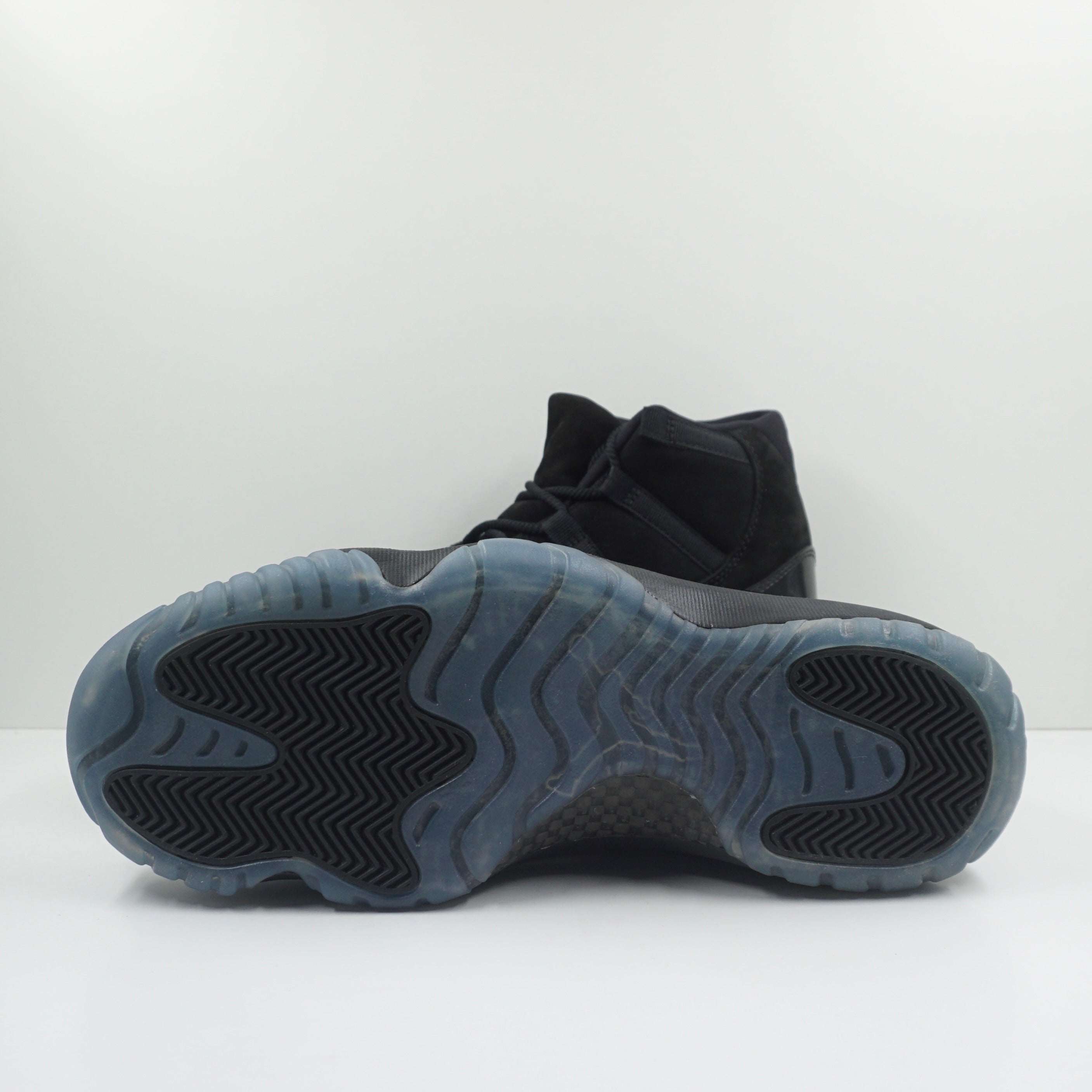 Jordan 11 Retro Cap and Gown